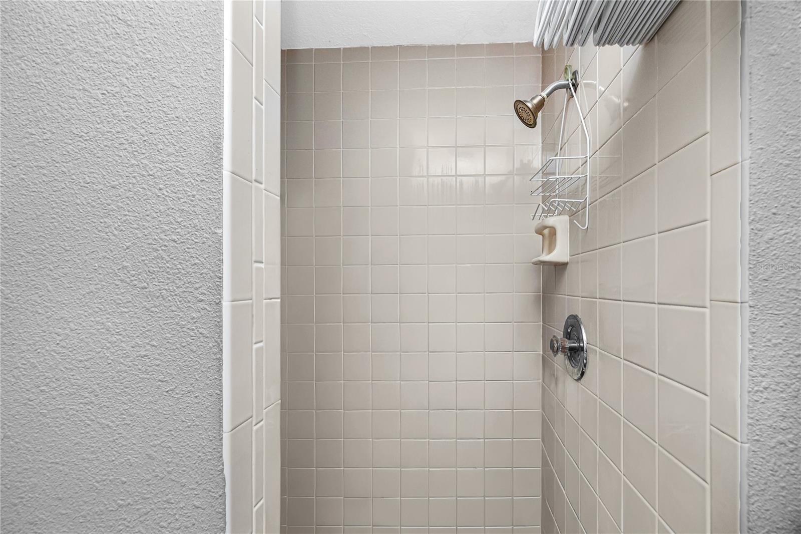 137 HUNTER LAKE DR #F — photo 15