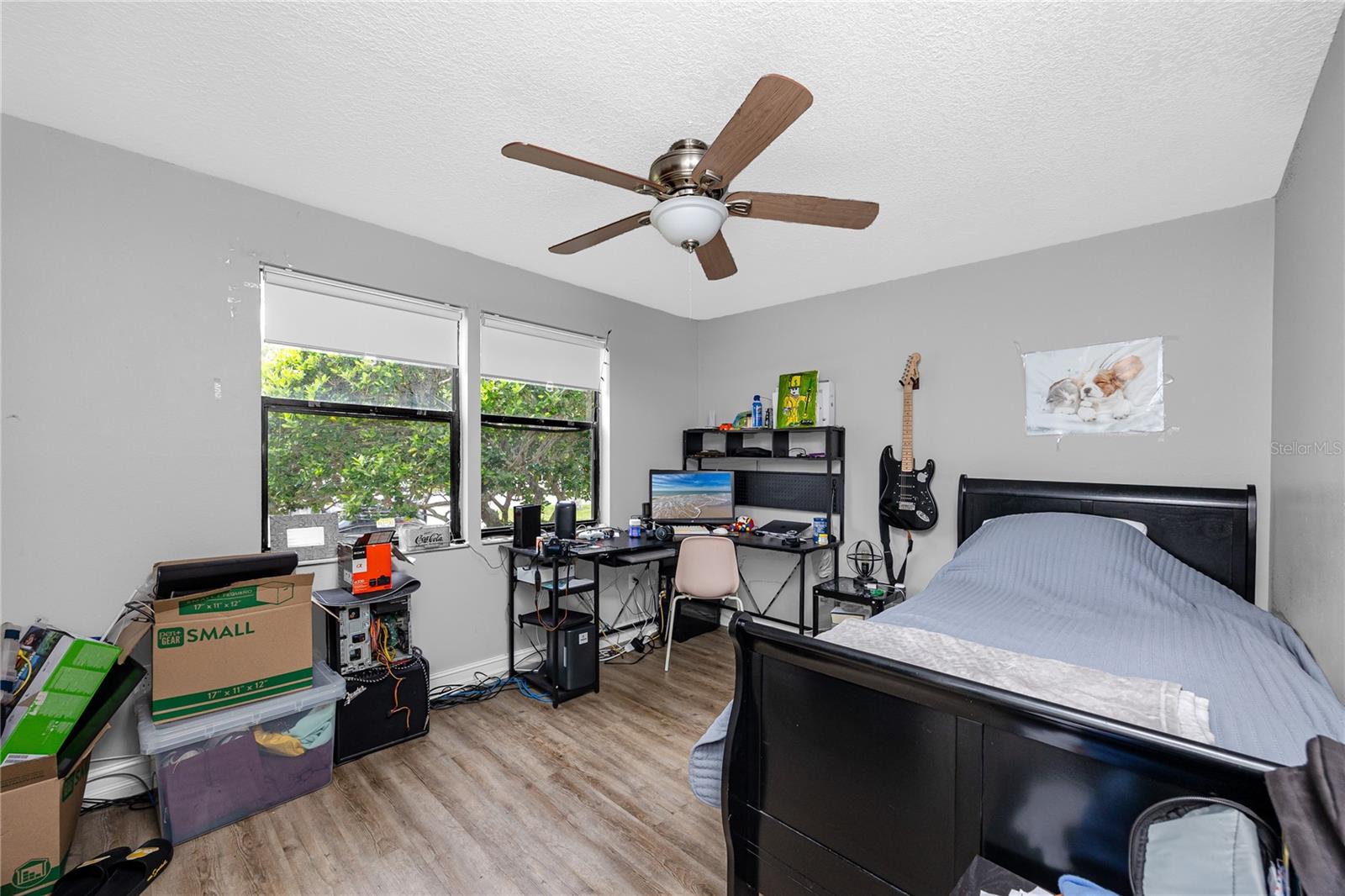 137 HUNTER LAKE DR #F — photo 17