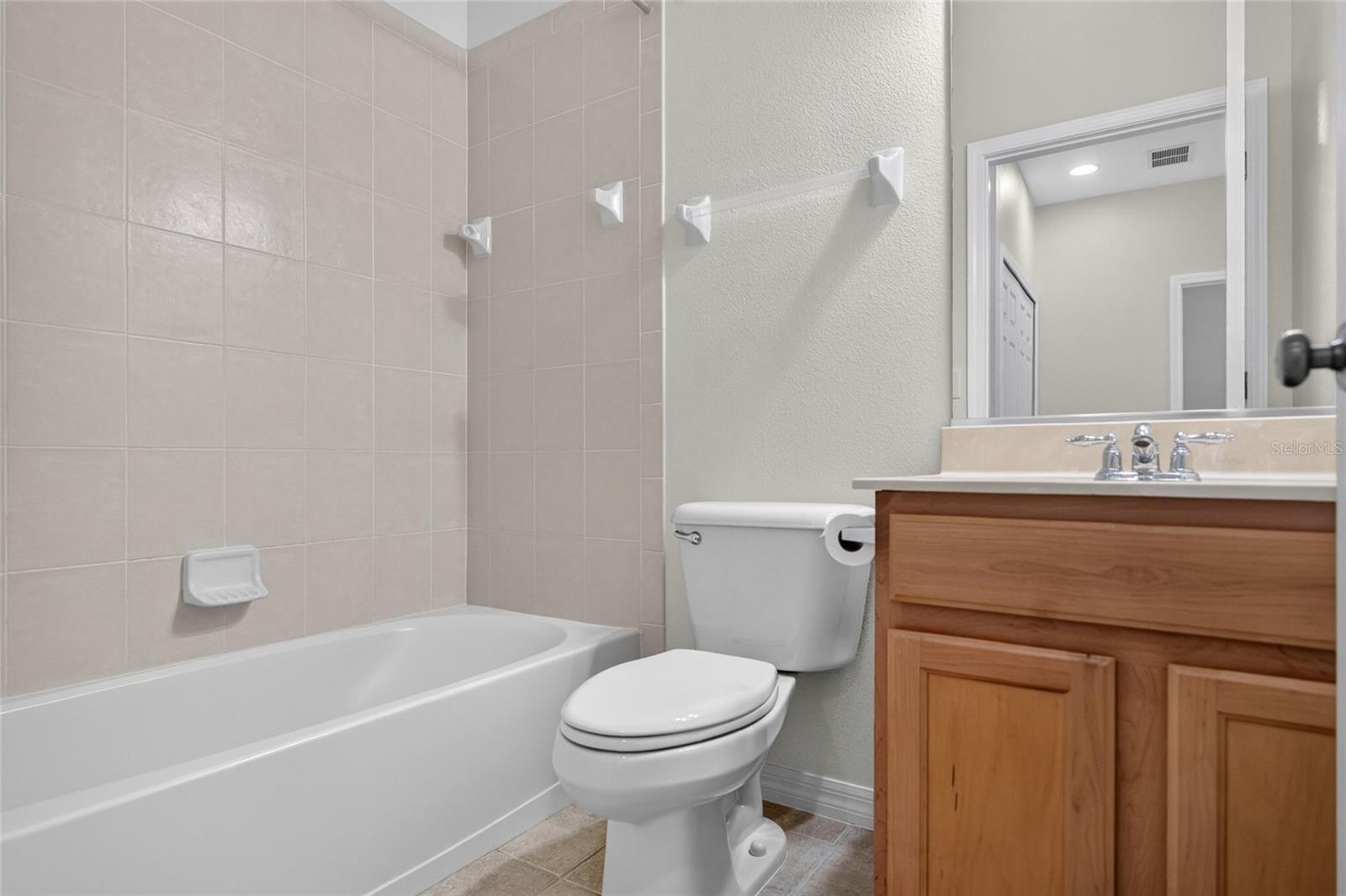 3707 PARKRIDGE CIR #7-106 — photo 16