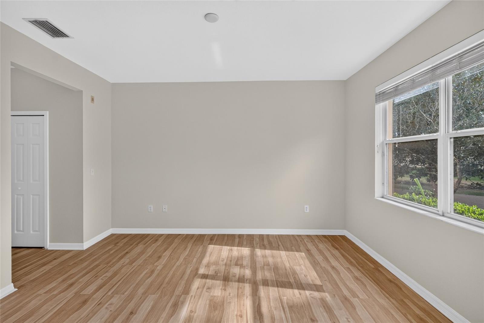 3707 PARKRIDGE CIR #7-106 — photo 10