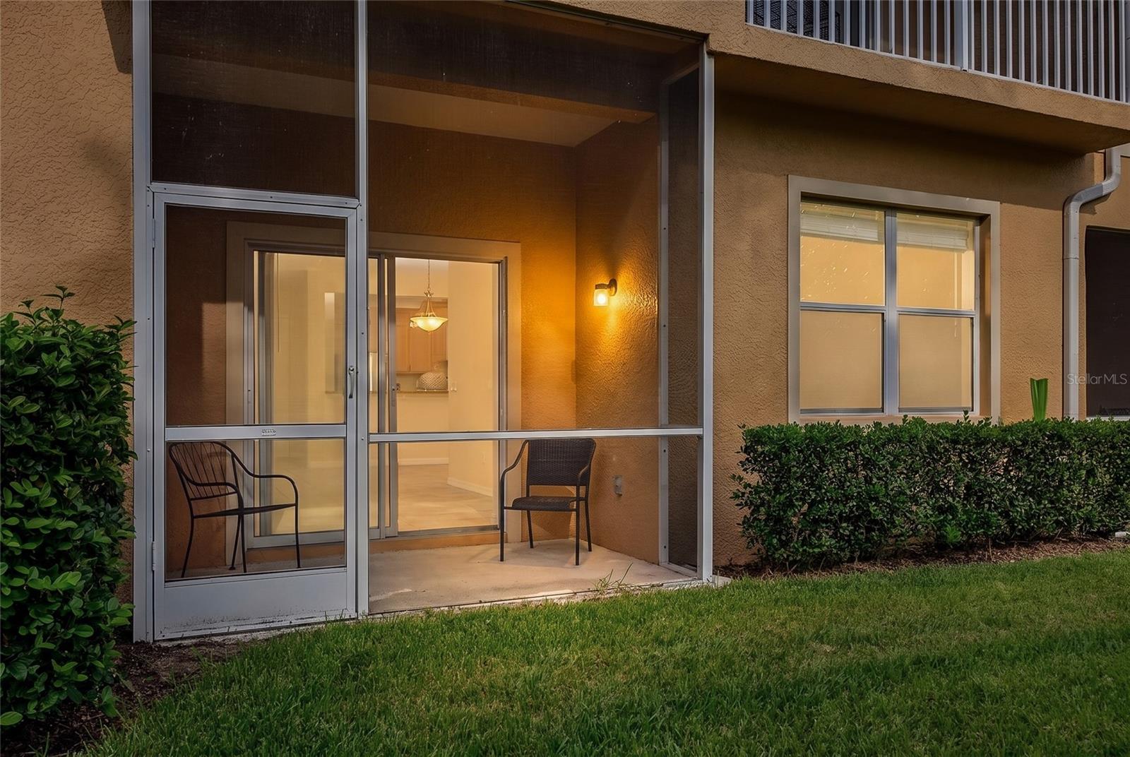 3707 PARKRIDGE CIR #7-106 — photo 2