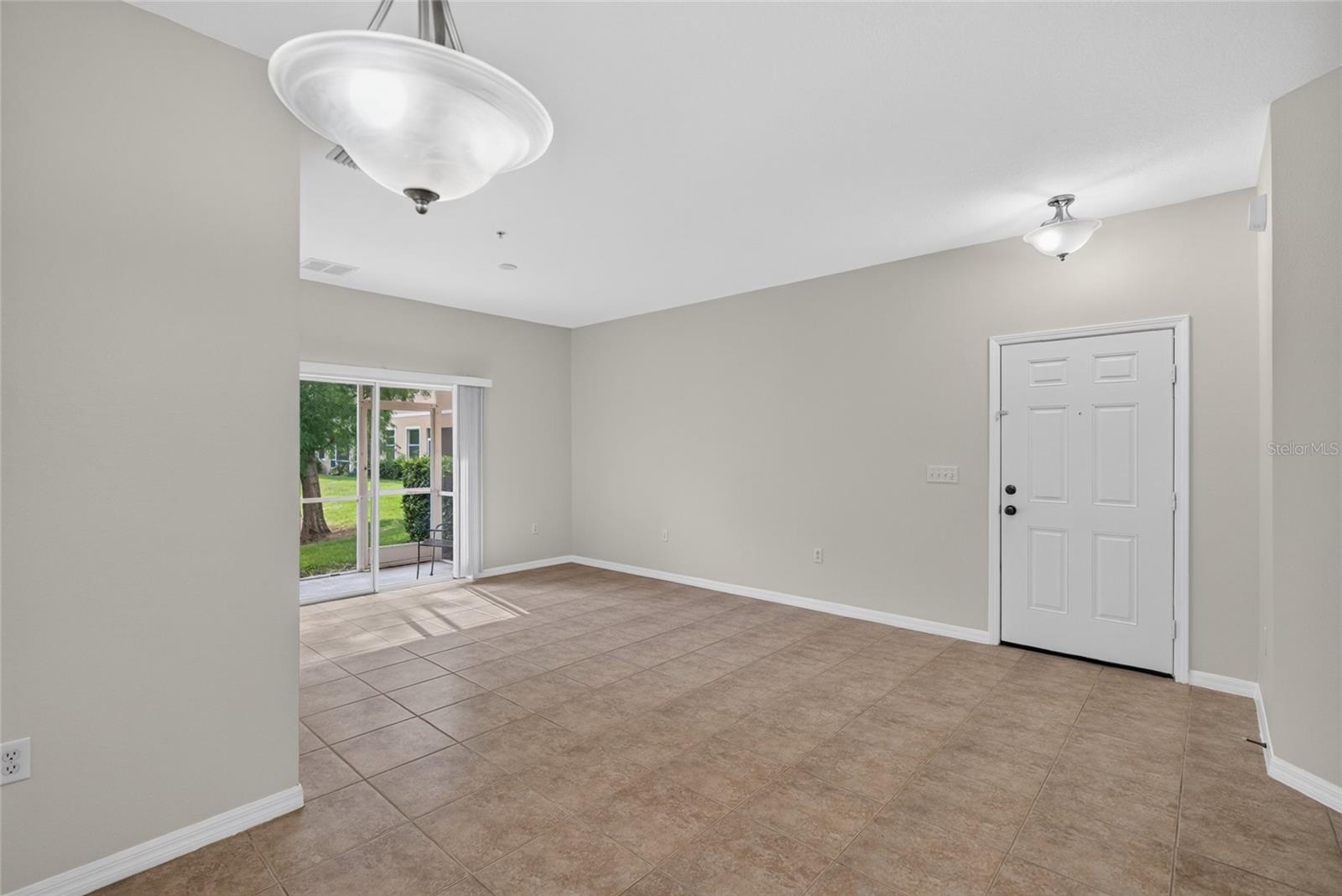 3707 PARKRIDGE CIR #7-106 — photo 7