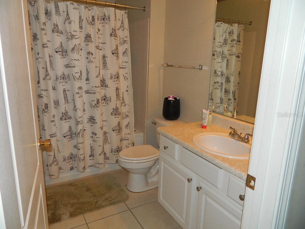 18136 VILLA CREEK DR #18136 — photo 23