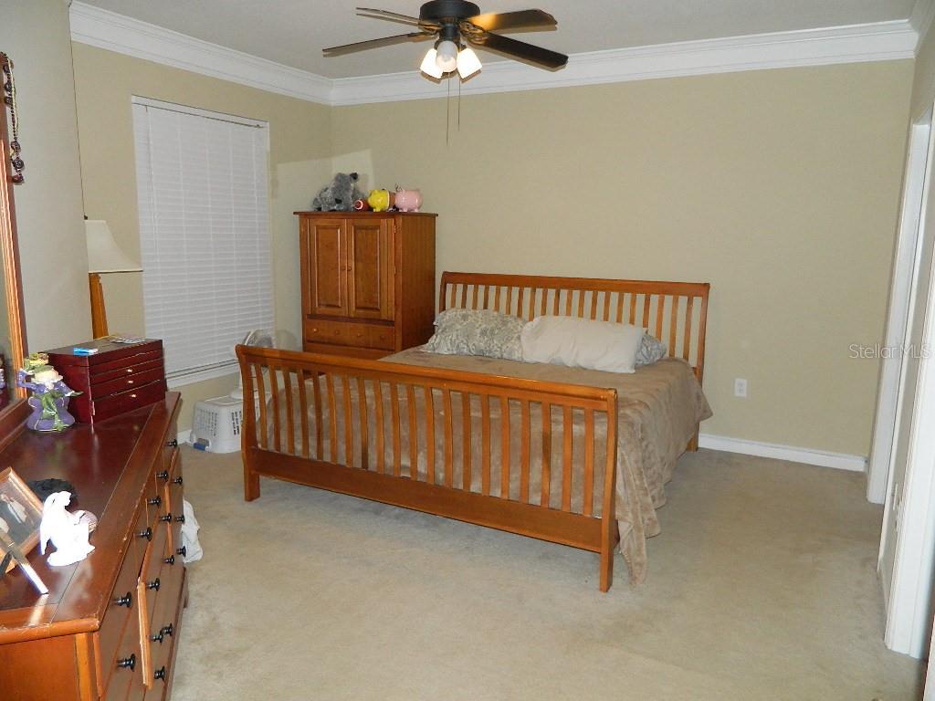 18136 VILLA CREEK DR #18136 — photo 18