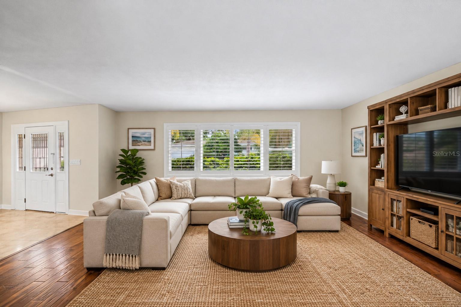 1570 HIGH BLUFF DR — photo 3