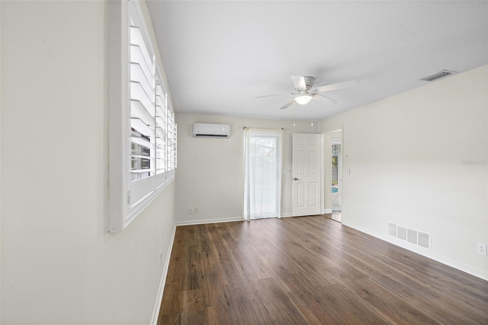 1570 HIGH BLUFF DR — photo 33