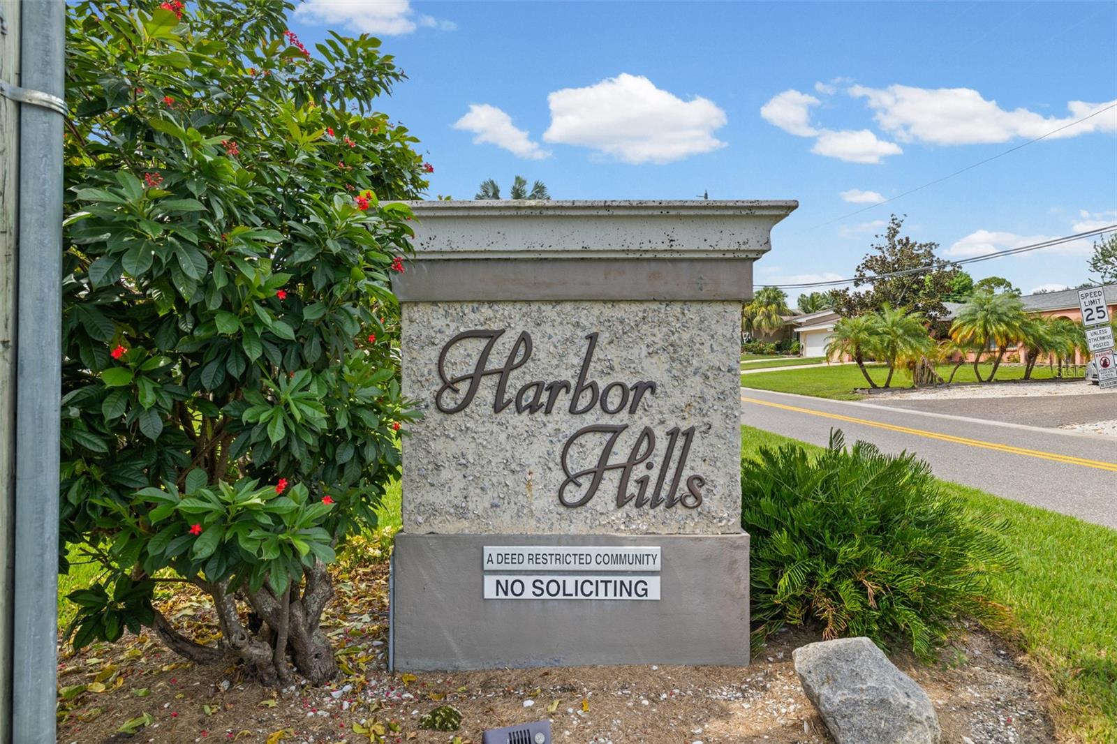 1570 HIGH BLUFF DR — photo 52