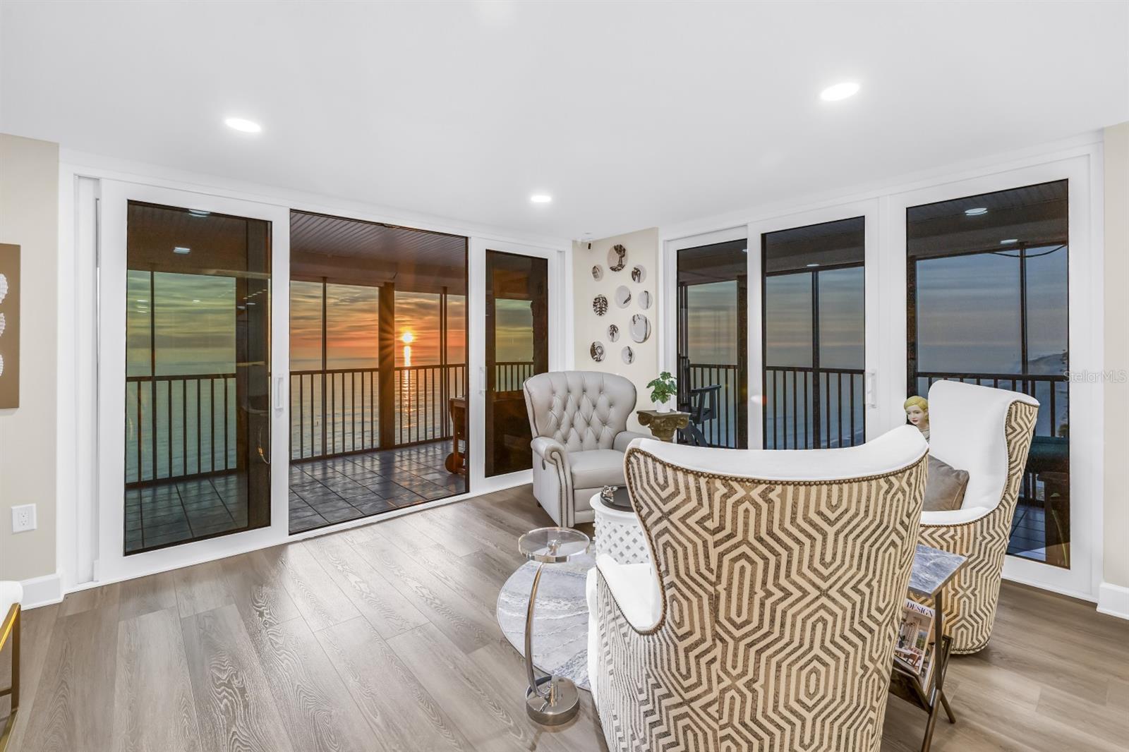 15462 GULF BLVD #1006 — photo 44