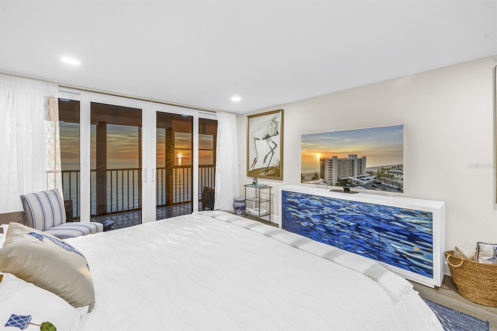 15462 GULF BLVD #1006 — photo 45