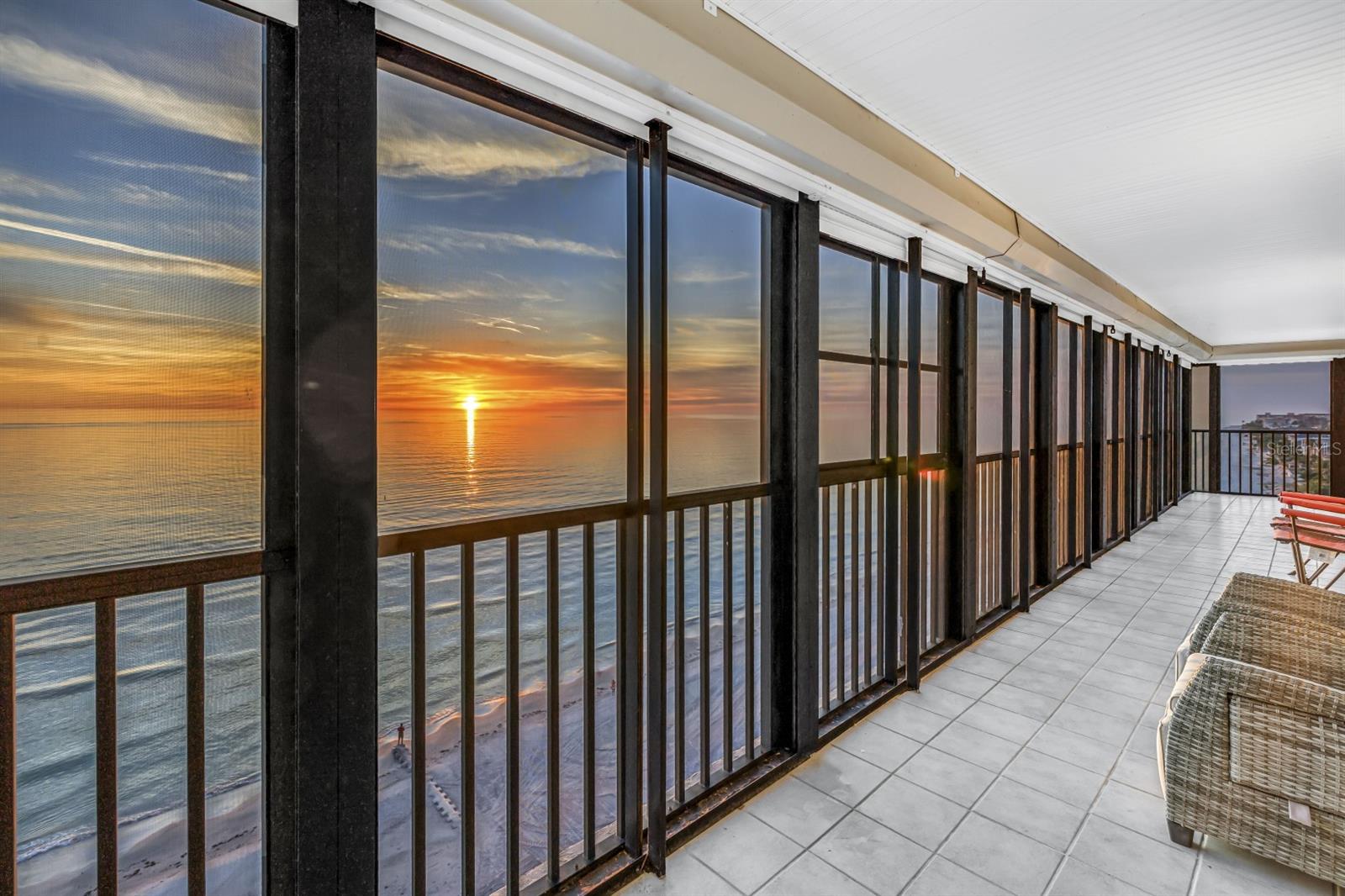 15462 GULF BLVD #1006 — photo 3