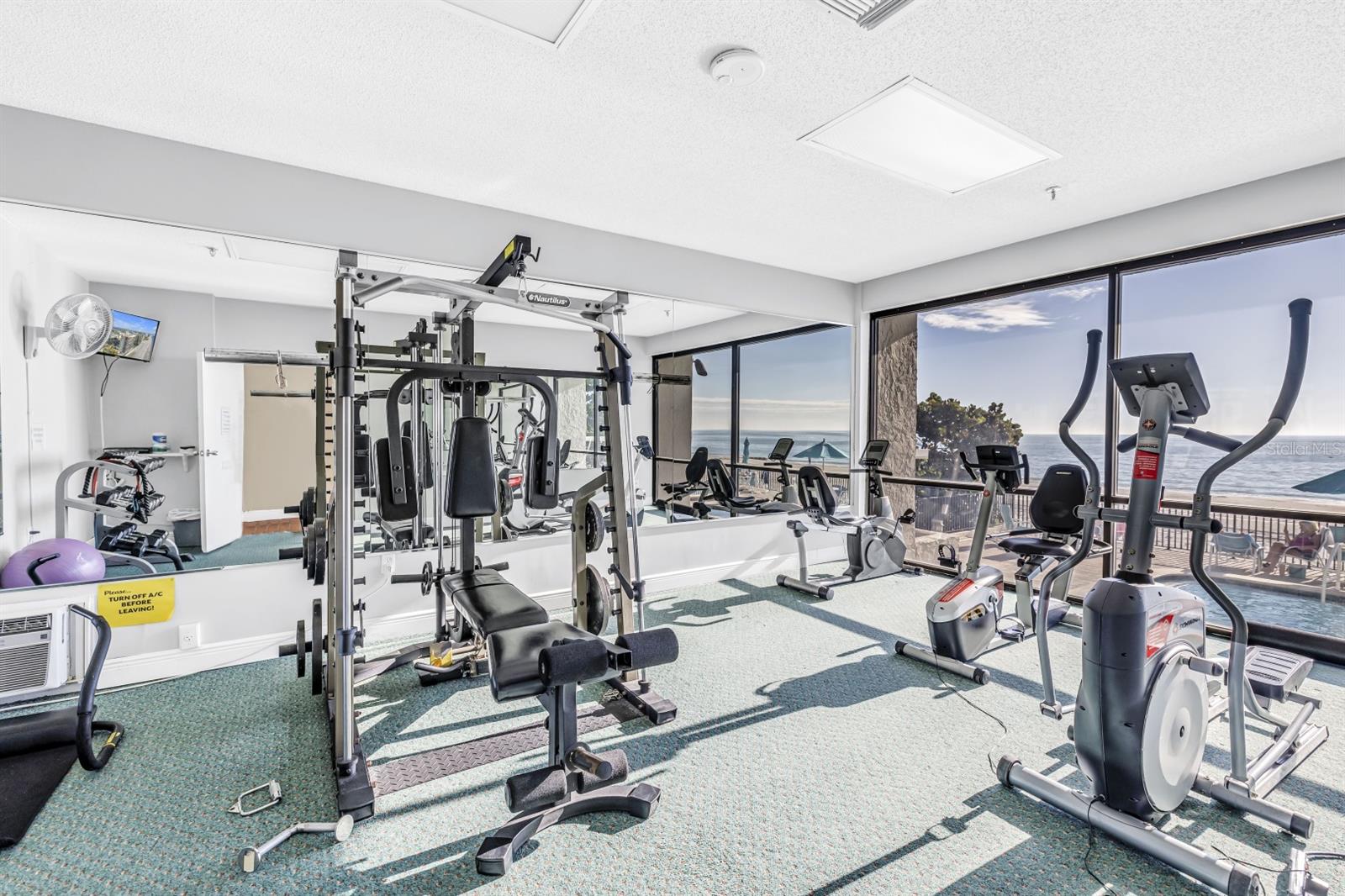 15462 GULF BLVD #1006 — photo 38