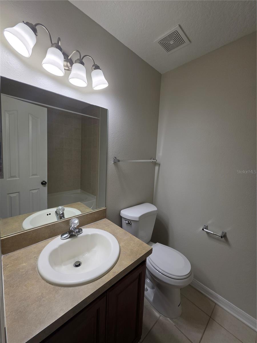 8110 SILENT CREEK DR — photo 9