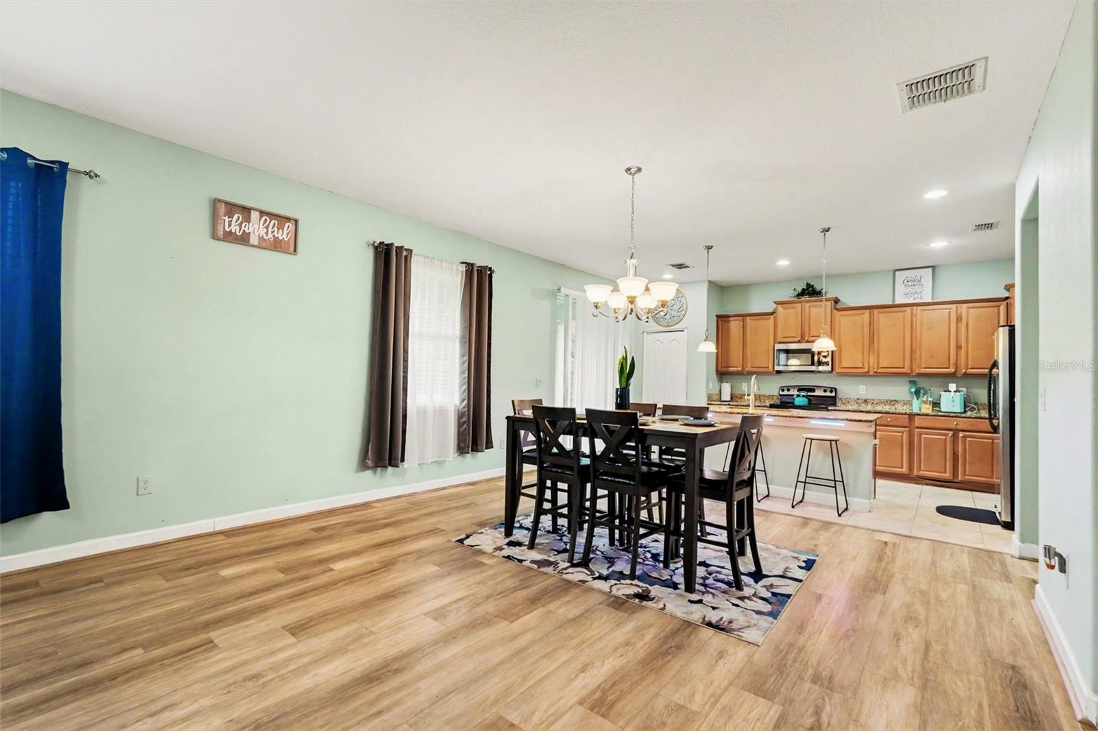 20443 AUTUMN FERN AVE — photo 8