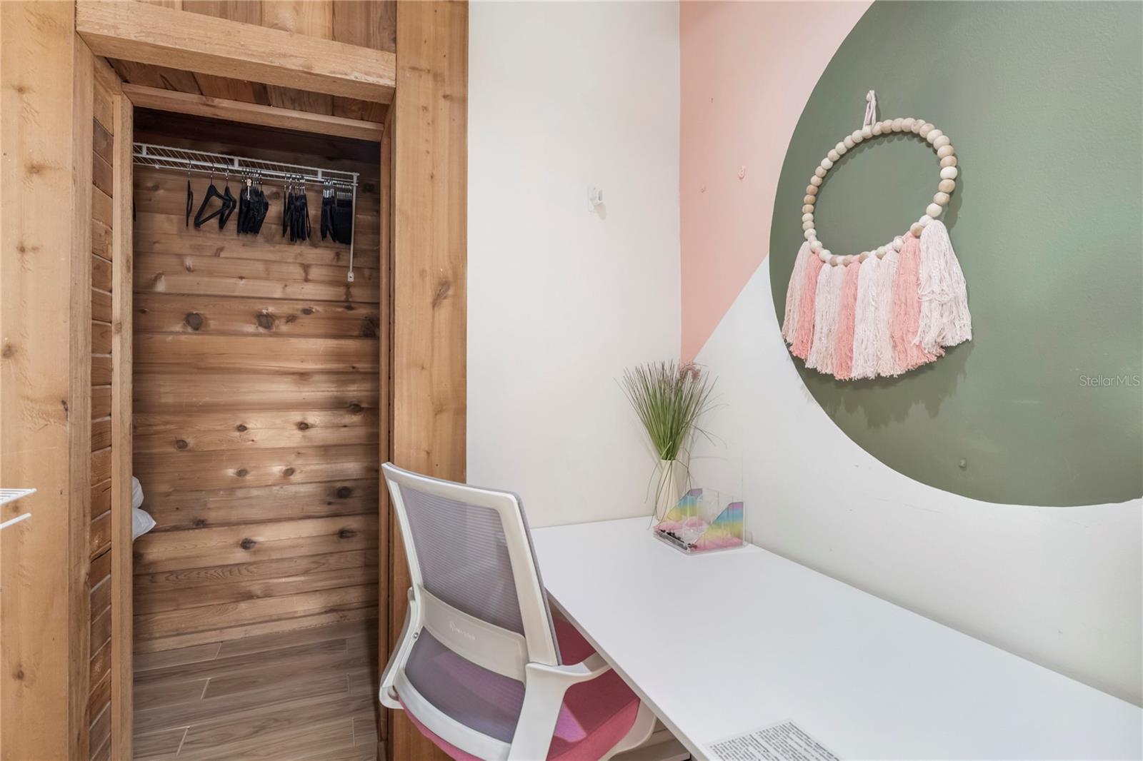 4018 SANDPOINTE DR — photo 36