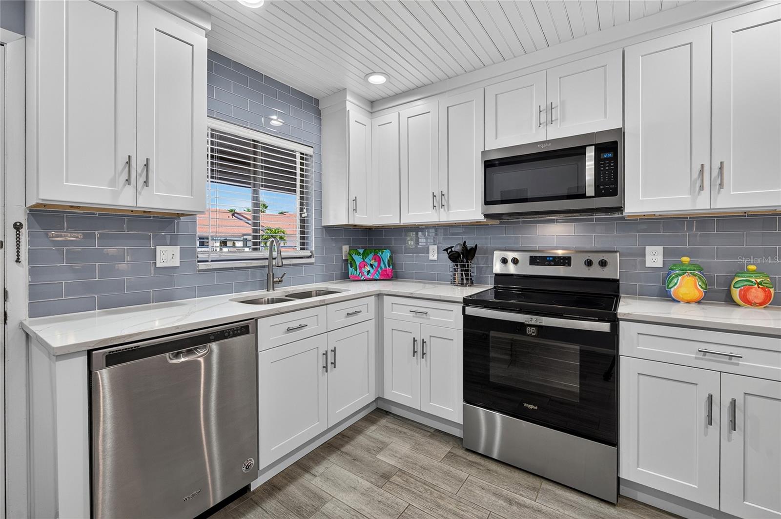 1634 STICKNEY POINT RD #34-202 — photo 7