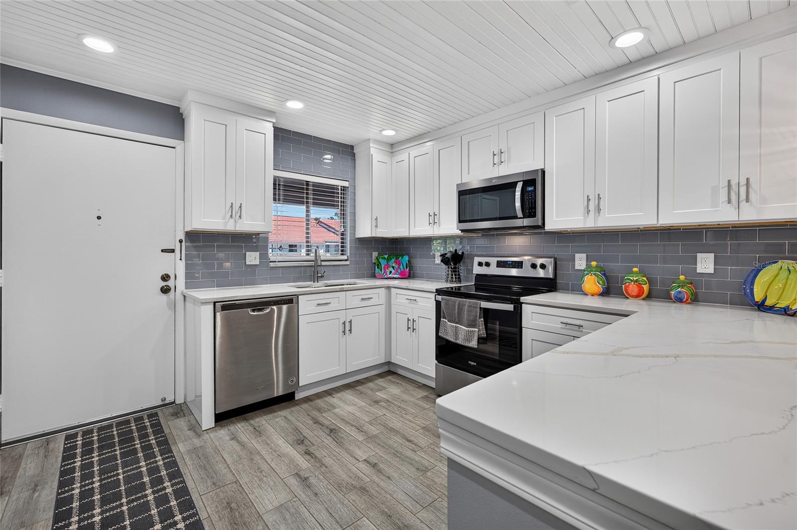 1634 STICKNEY POINT RD #34-202 — photo 10