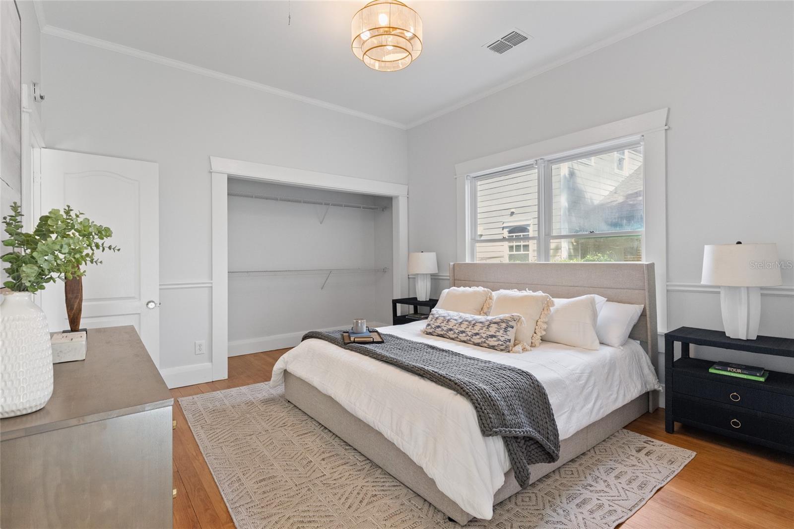 2410 W JETTON AVE — photo 13
