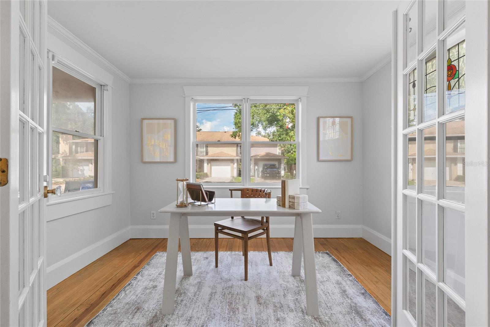 2410 W JETTON AVE — photo 4