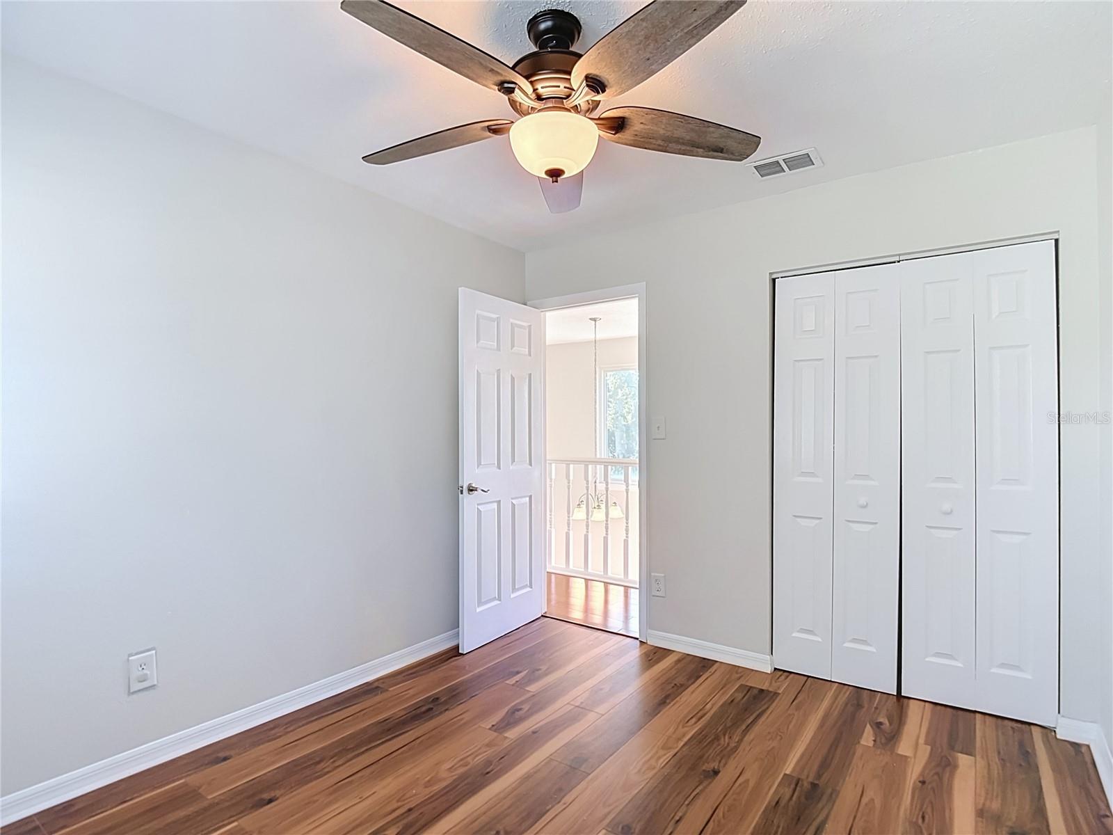 607 BREEZEWAY CT — photo 28