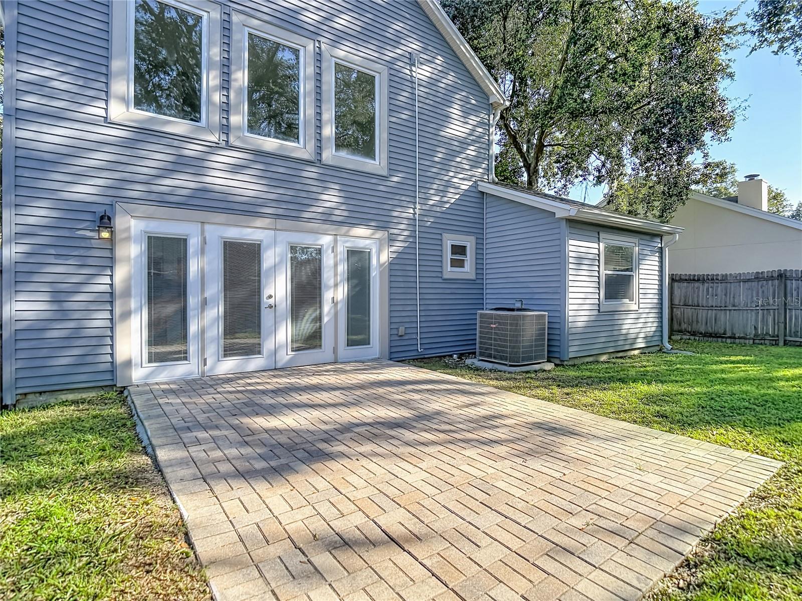 607 BREEZEWAY CT — photo 40