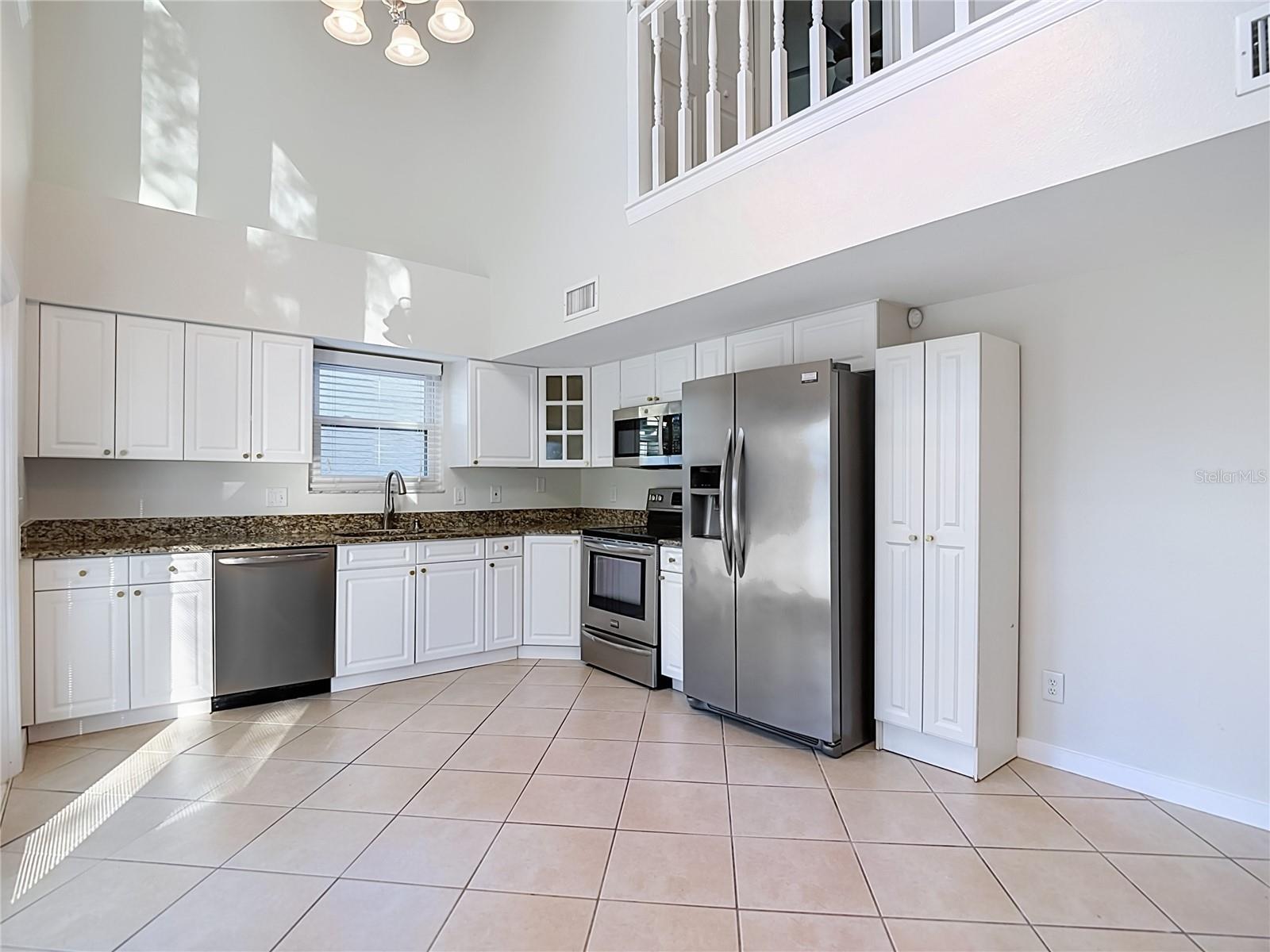 607 BREEZEWAY CT — photo 12