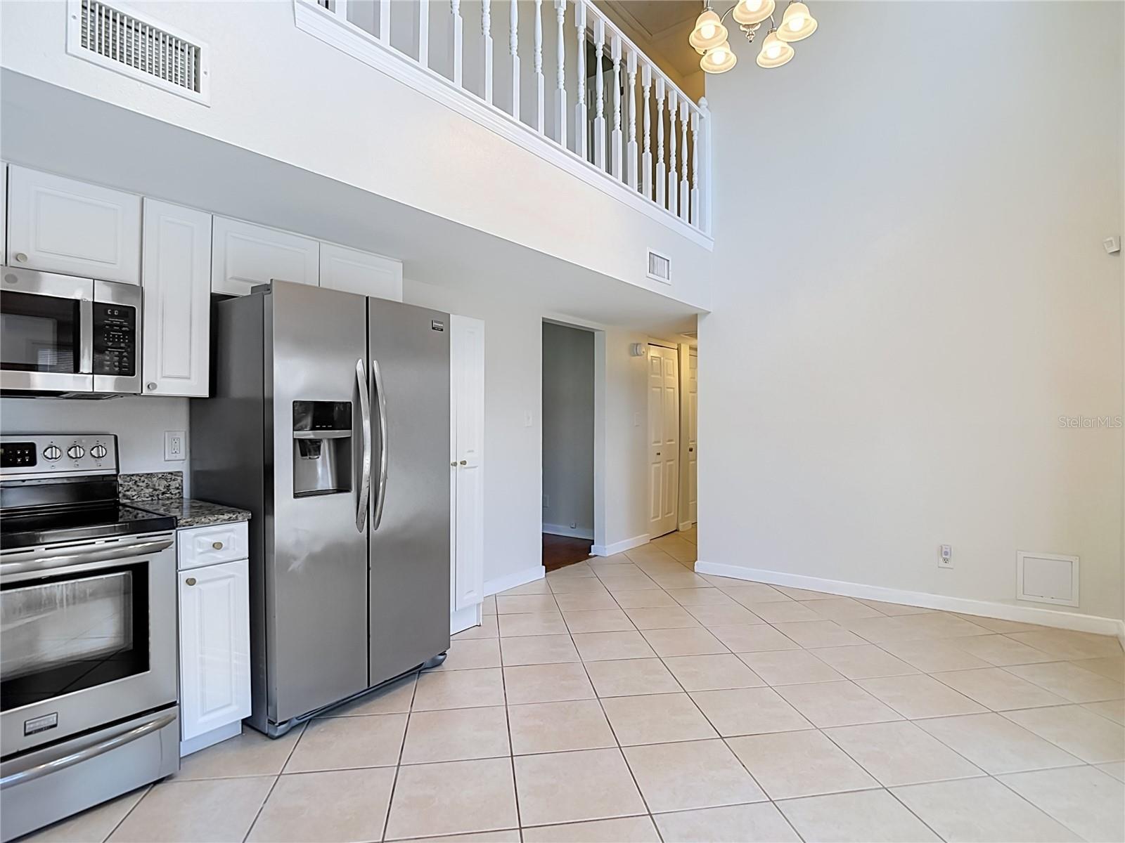 607 BREEZEWAY CT — photo 14