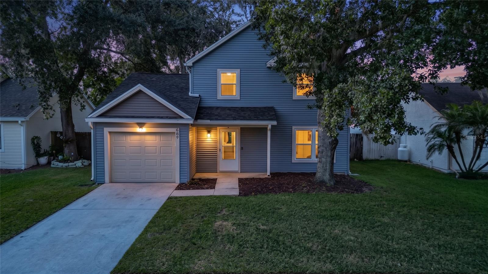 607 BREEZEWAY CT — photo 2
