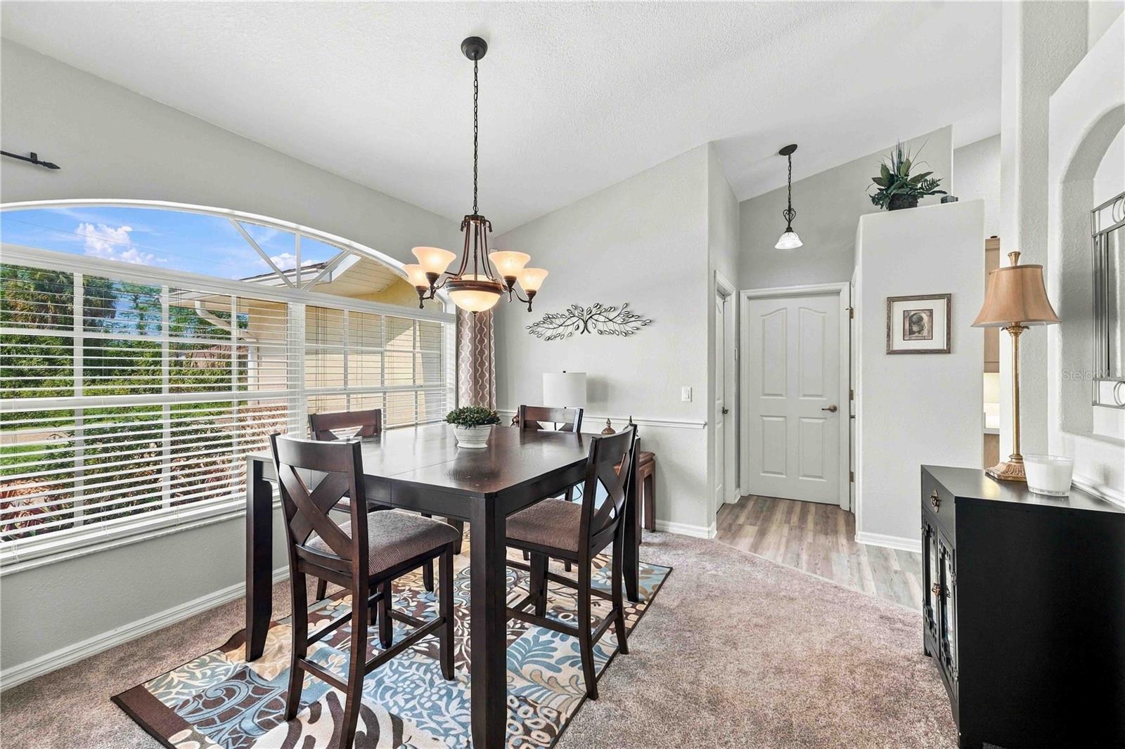 4840 FOXHALL RD — photo 10