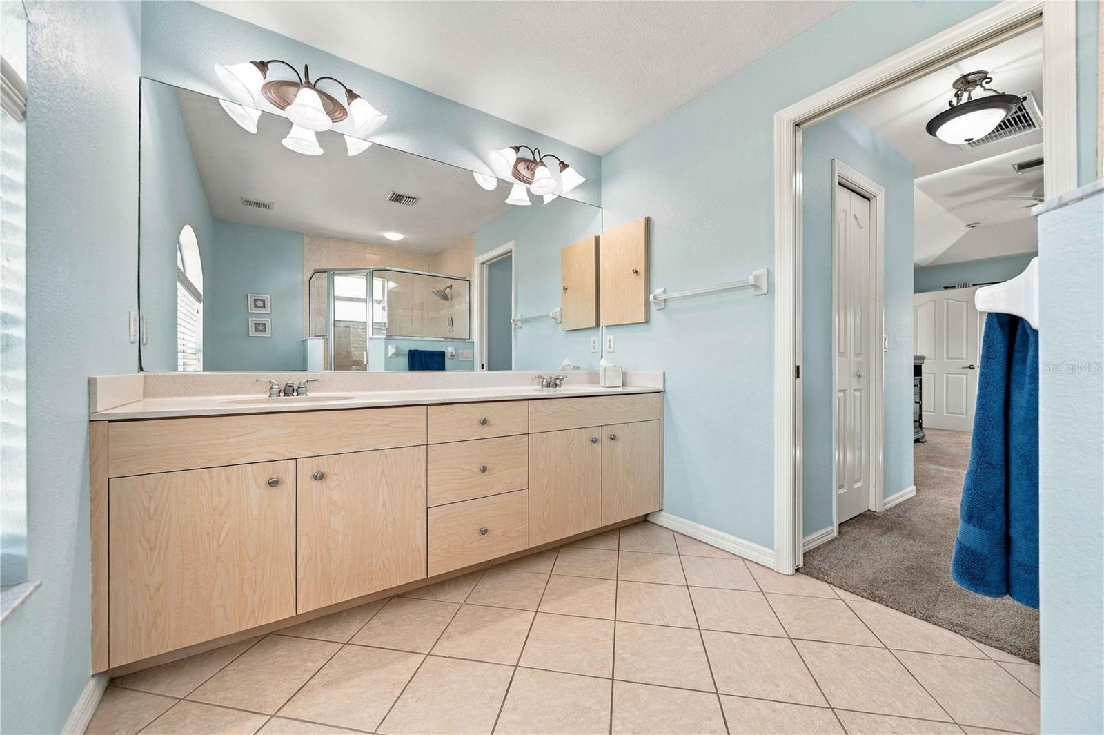 4840 FOXHALL RD — photo 37