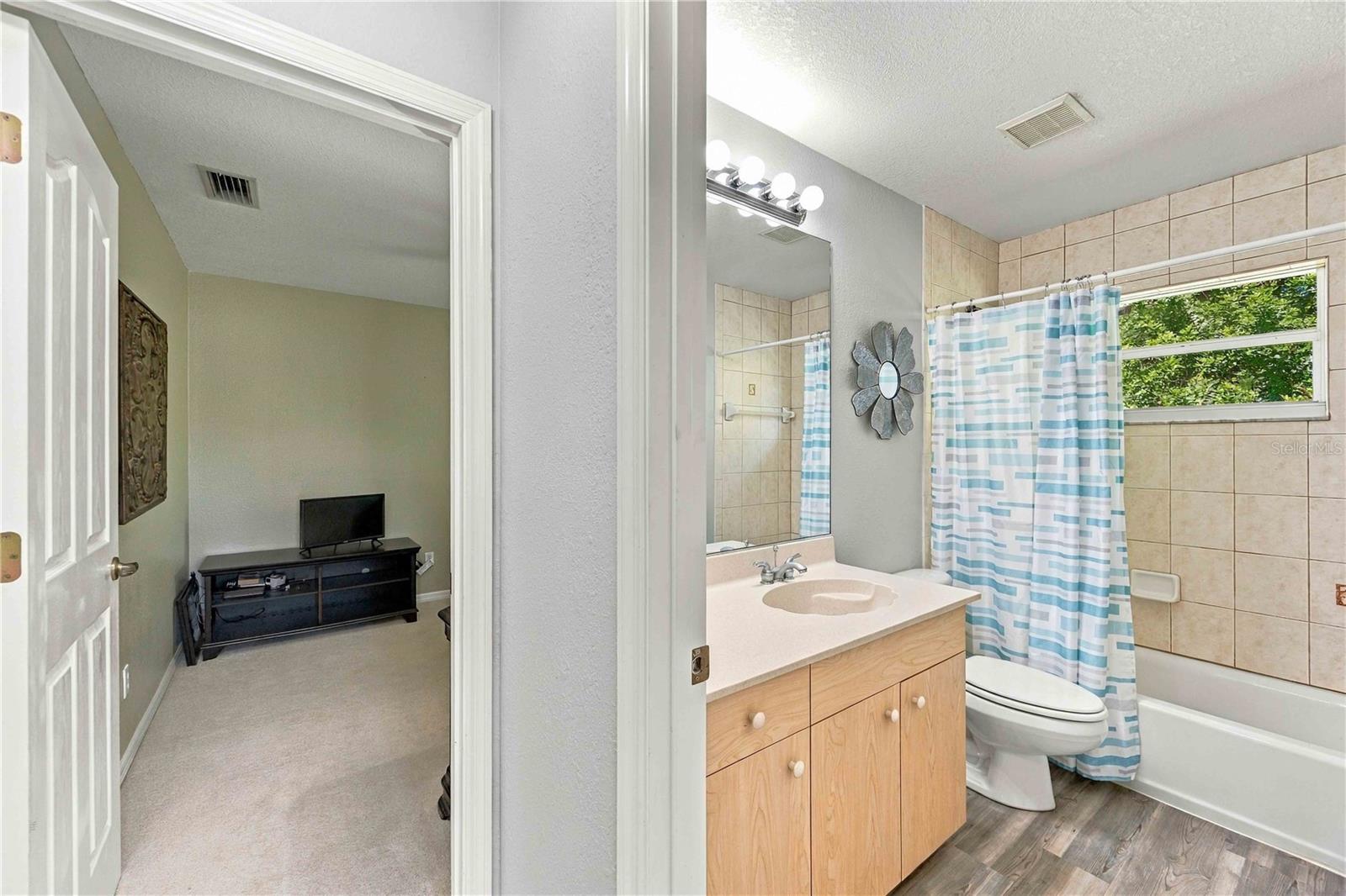 4840 FOXHALL RD — photo 28