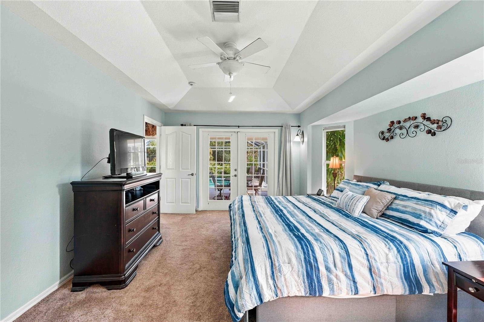 4840 FOXHALL RD — photo 34