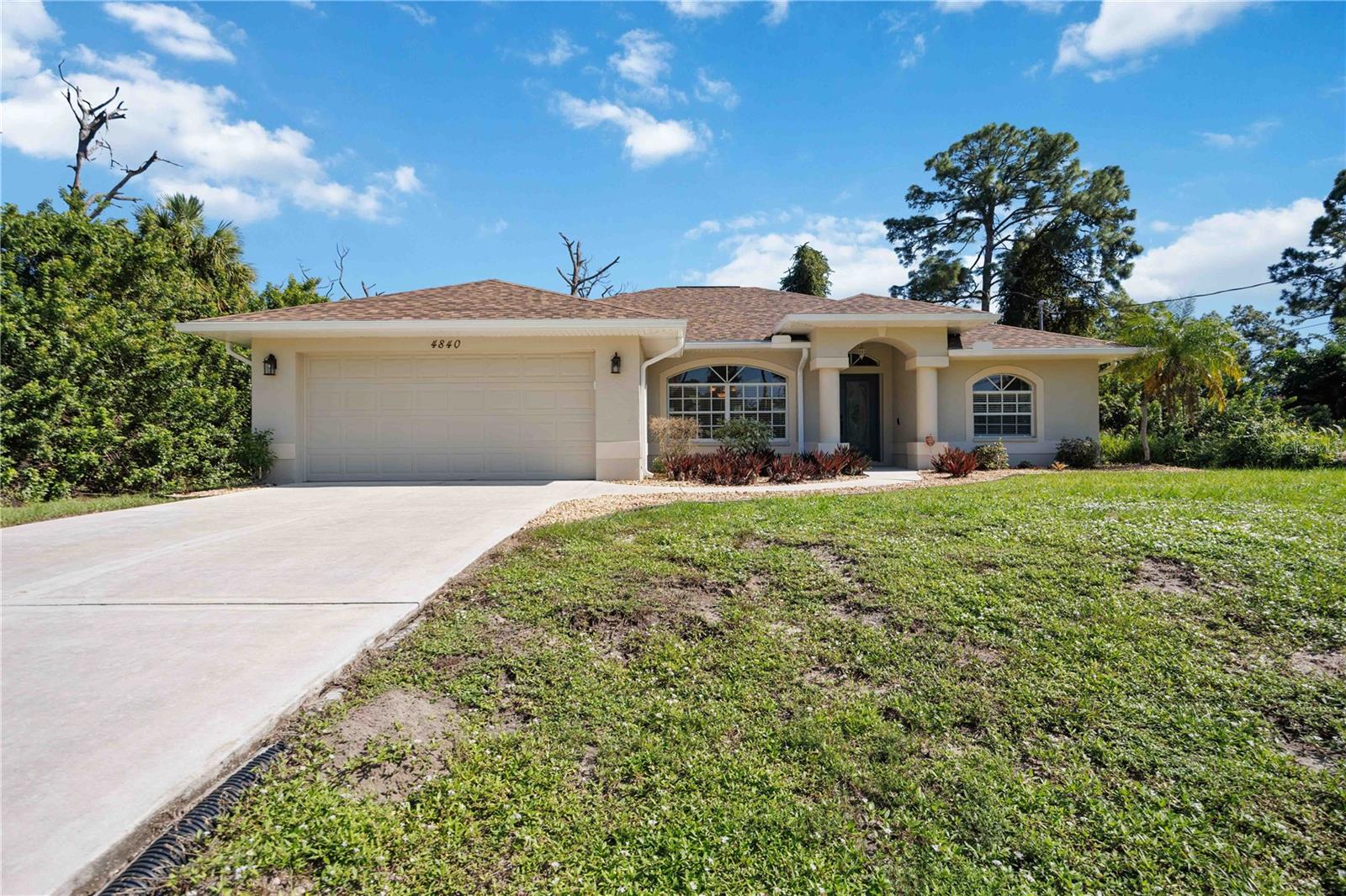 4840 FOXHALL RD — photo 3