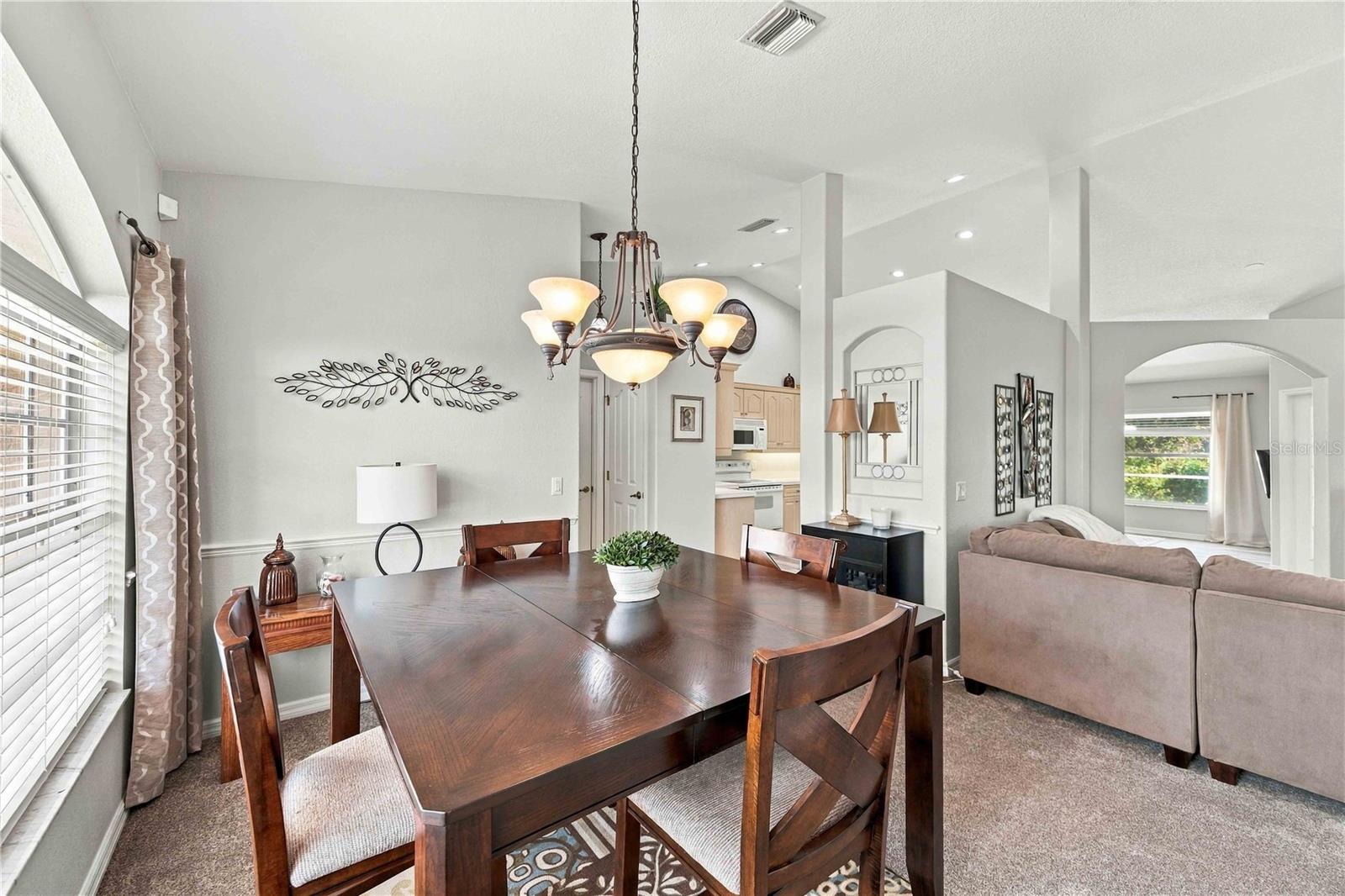 4840 FOXHALL RD — photo 9