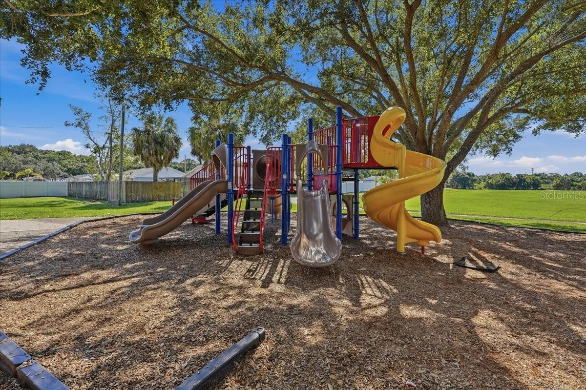 7603 WOODLAND OAKS CT — photo 55