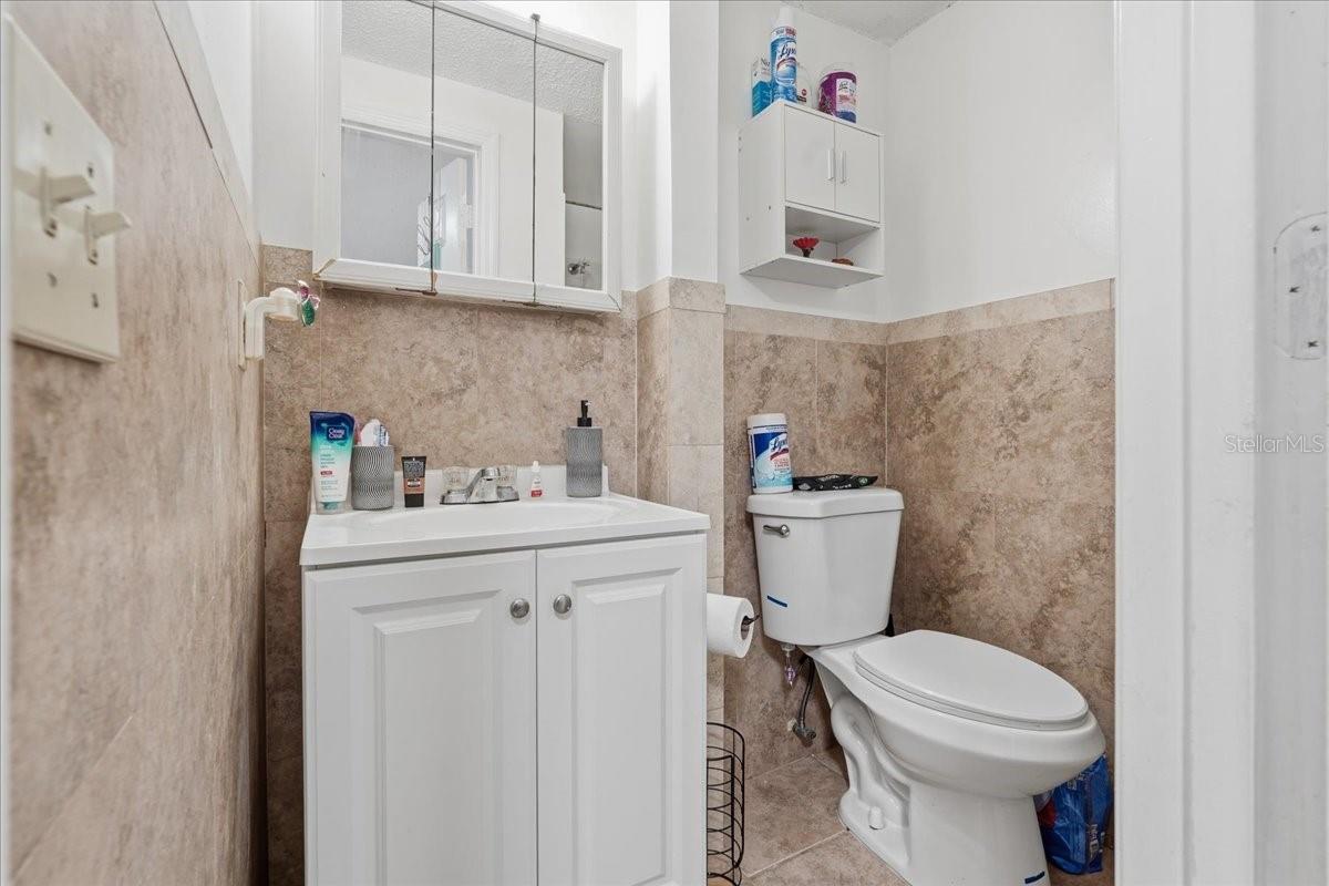 7603 WOODLAND OAKS CT — photo 44