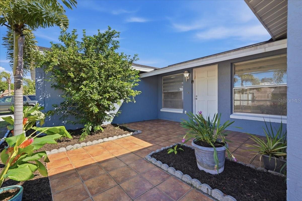 7603 WOODLAND OAKS CT — photo 47