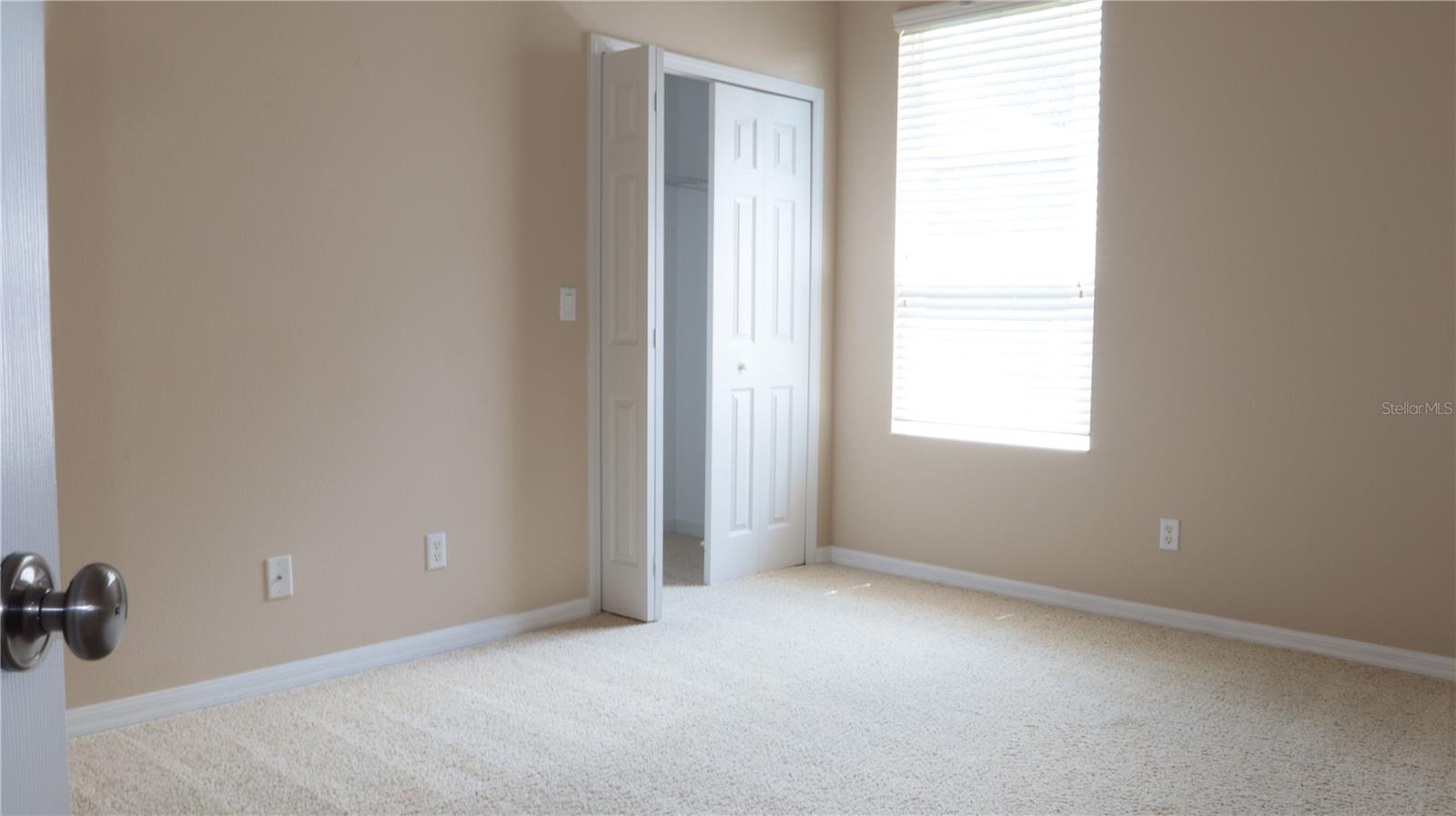2552 HOBBLEBRUSH DR — photo 24