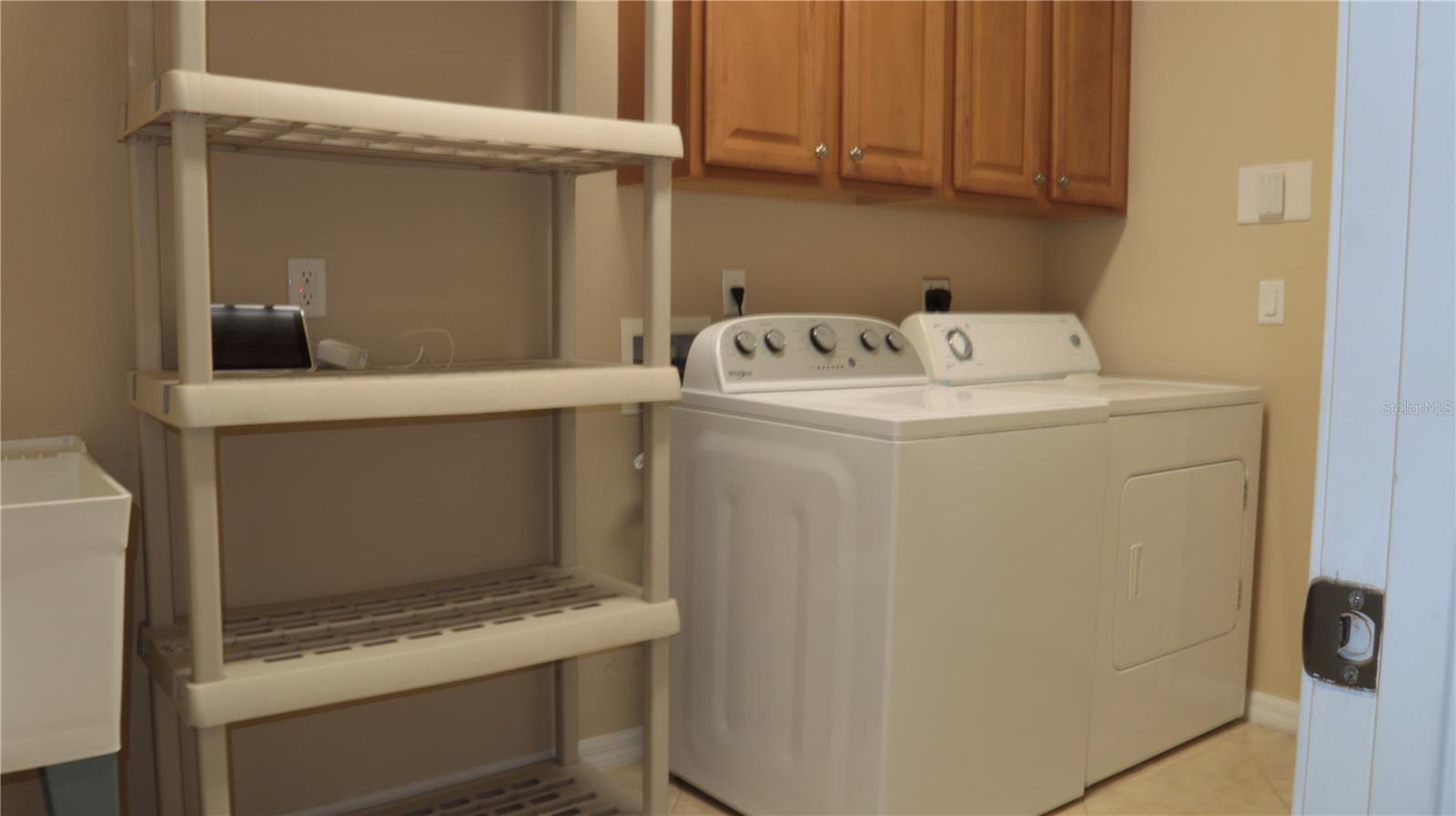2552 HOBBLEBRUSH DR — photo 26