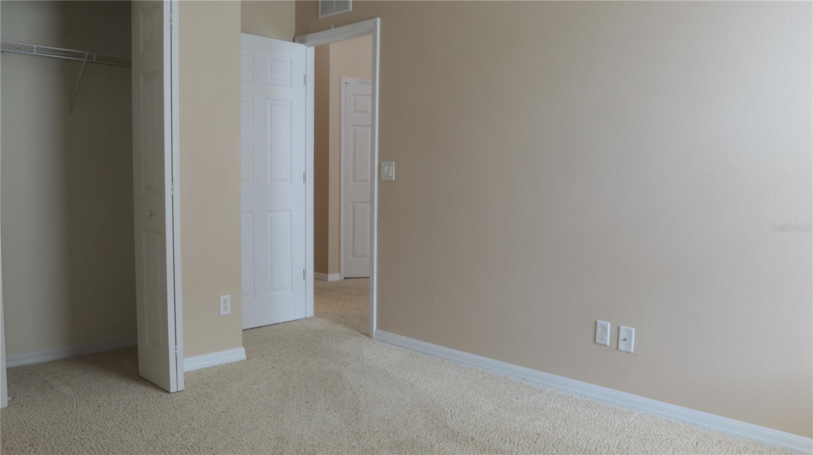 2552 HOBBLEBRUSH DR — photo 21
