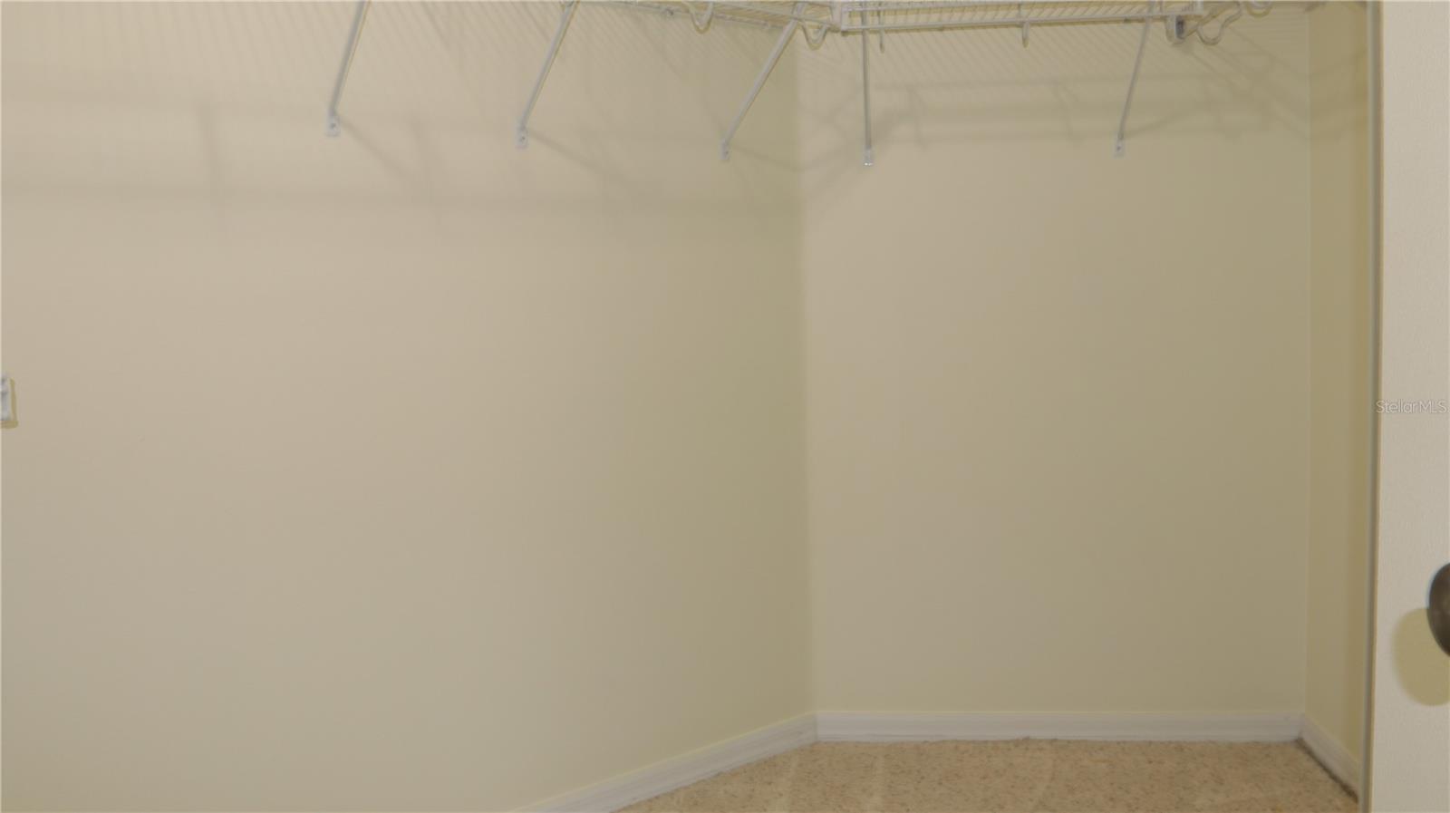 2552 HOBBLEBRUSH DR — photo 14