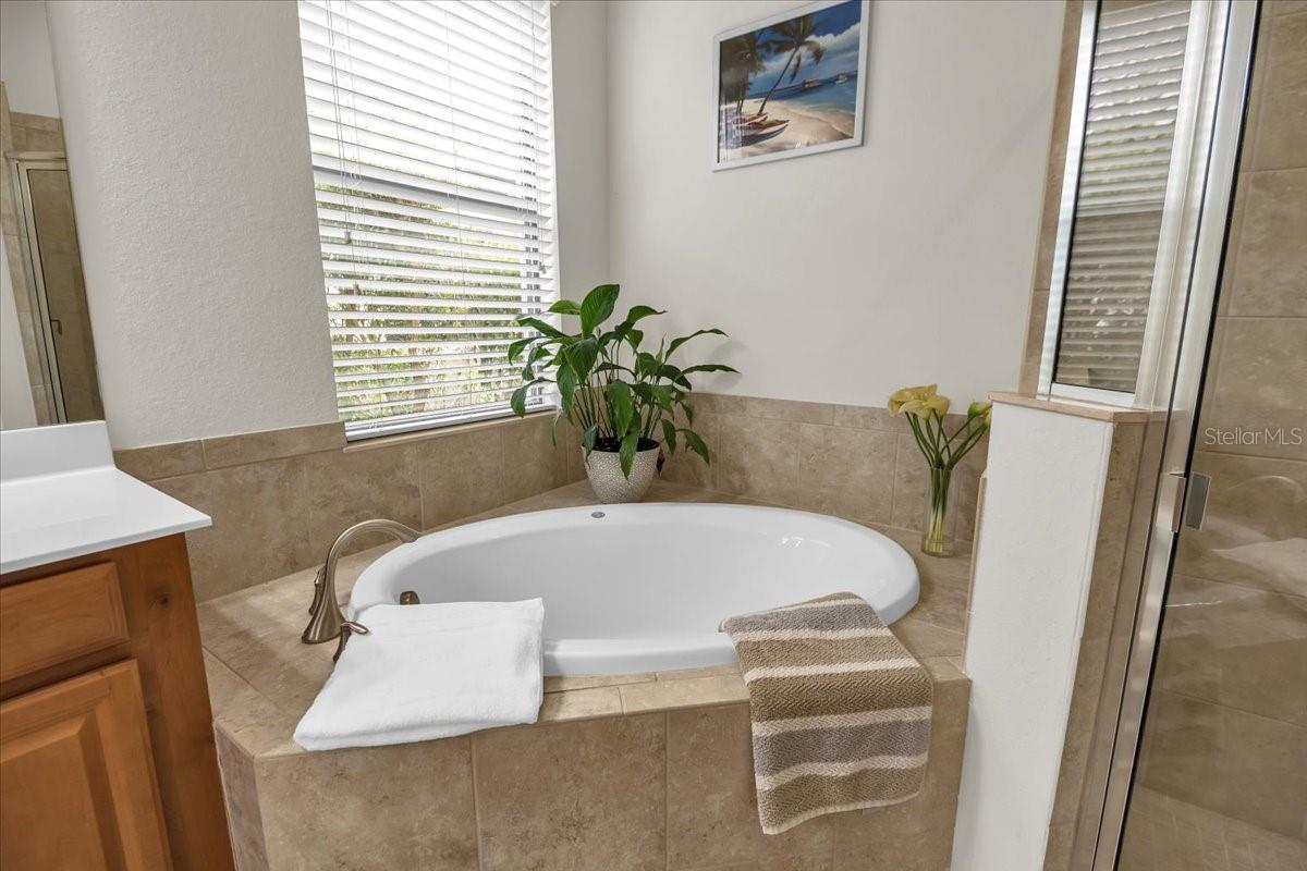 13003 BELKNAP PL — photo 25