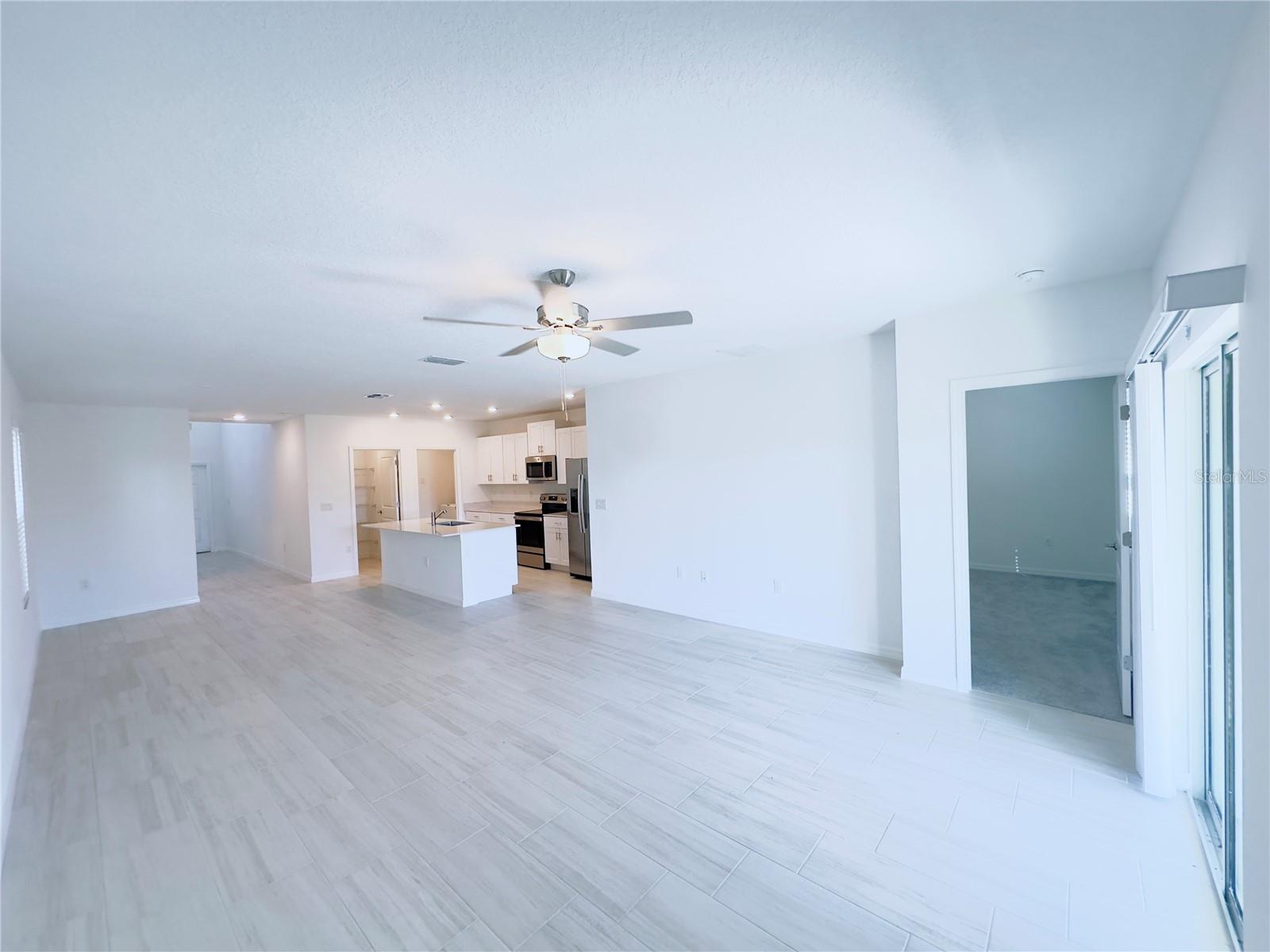 11773 RADIANT SHORE LOOP — photo 35