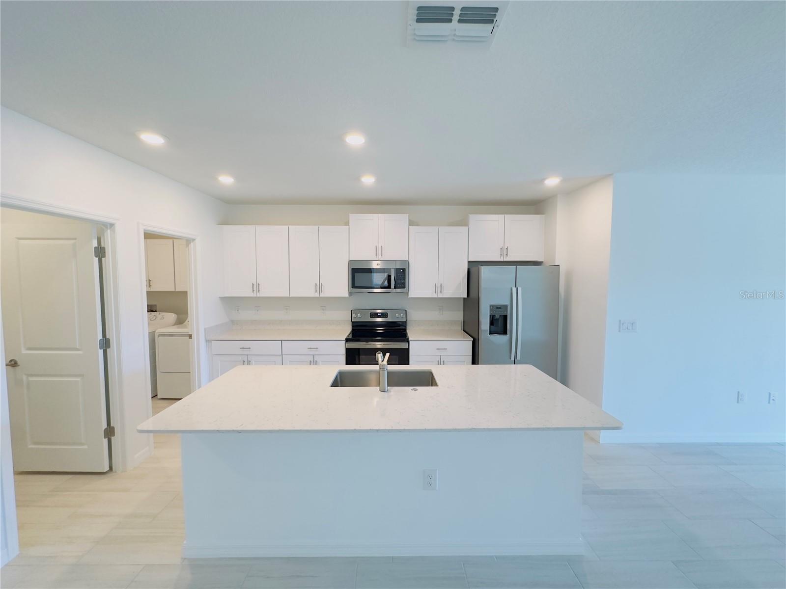 11773 RADIANT SHORE LOOP — photo 6