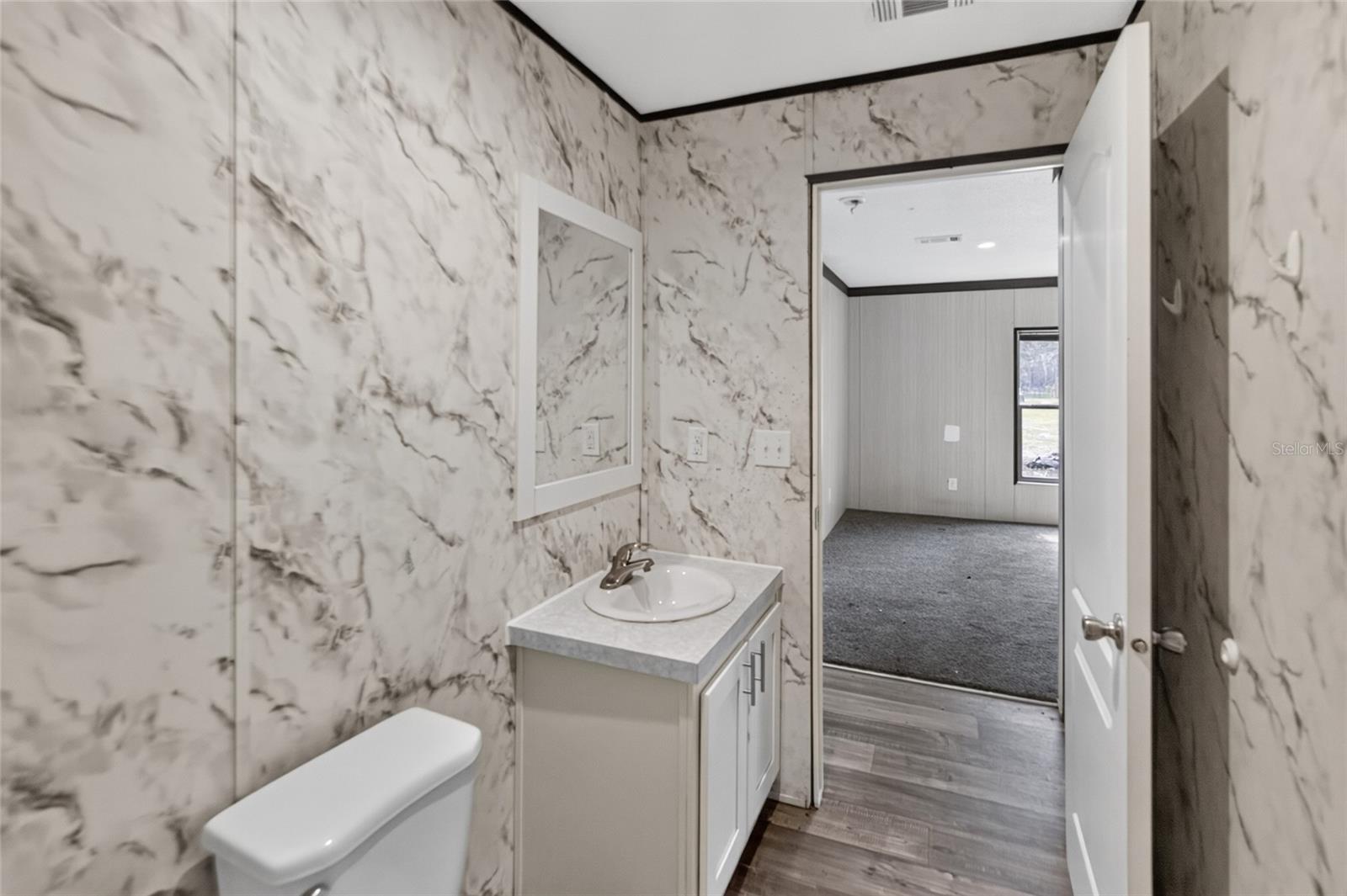 17538 EVELYN CT — photo 5