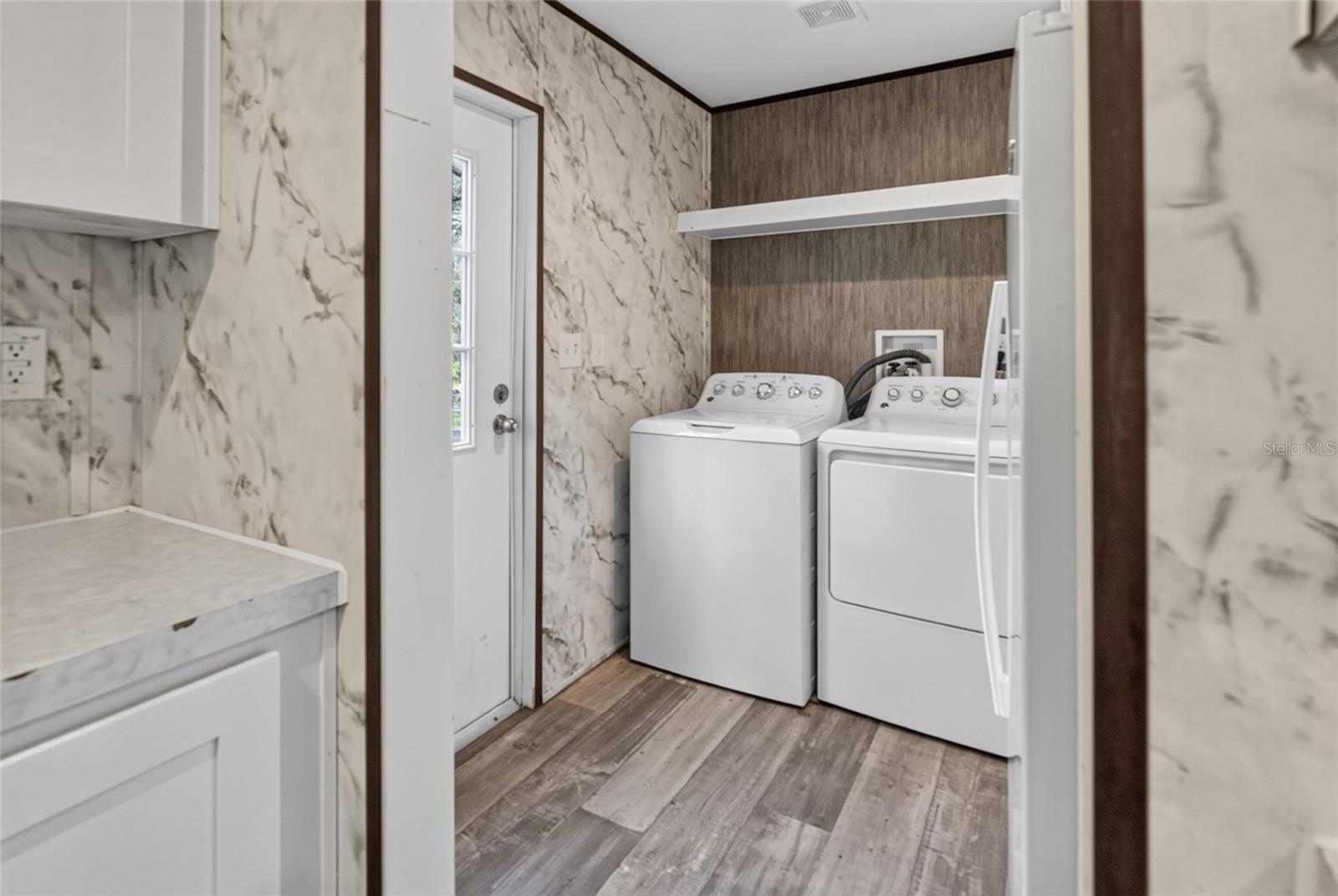 17538 EVELYN CT — photo 18