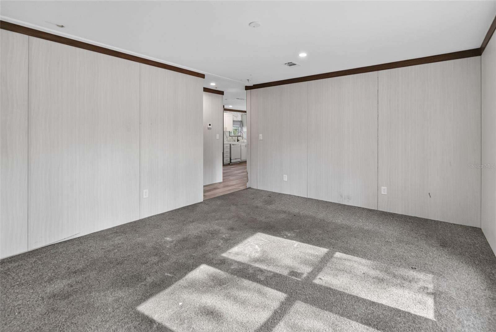 17538 EVELYN CT — photo 7