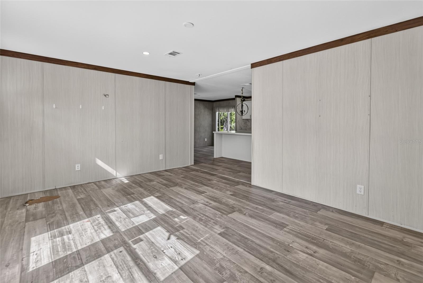 17538 EVELYN CT — photo 27