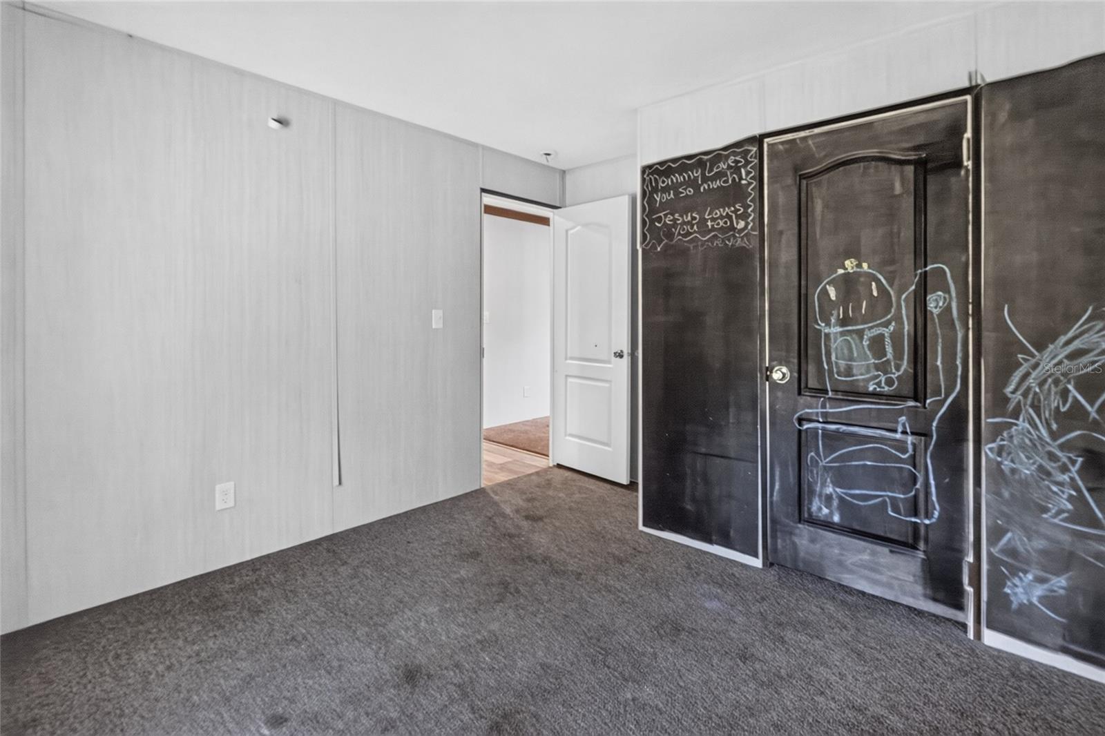 17538 EVELYN CT — photo 8