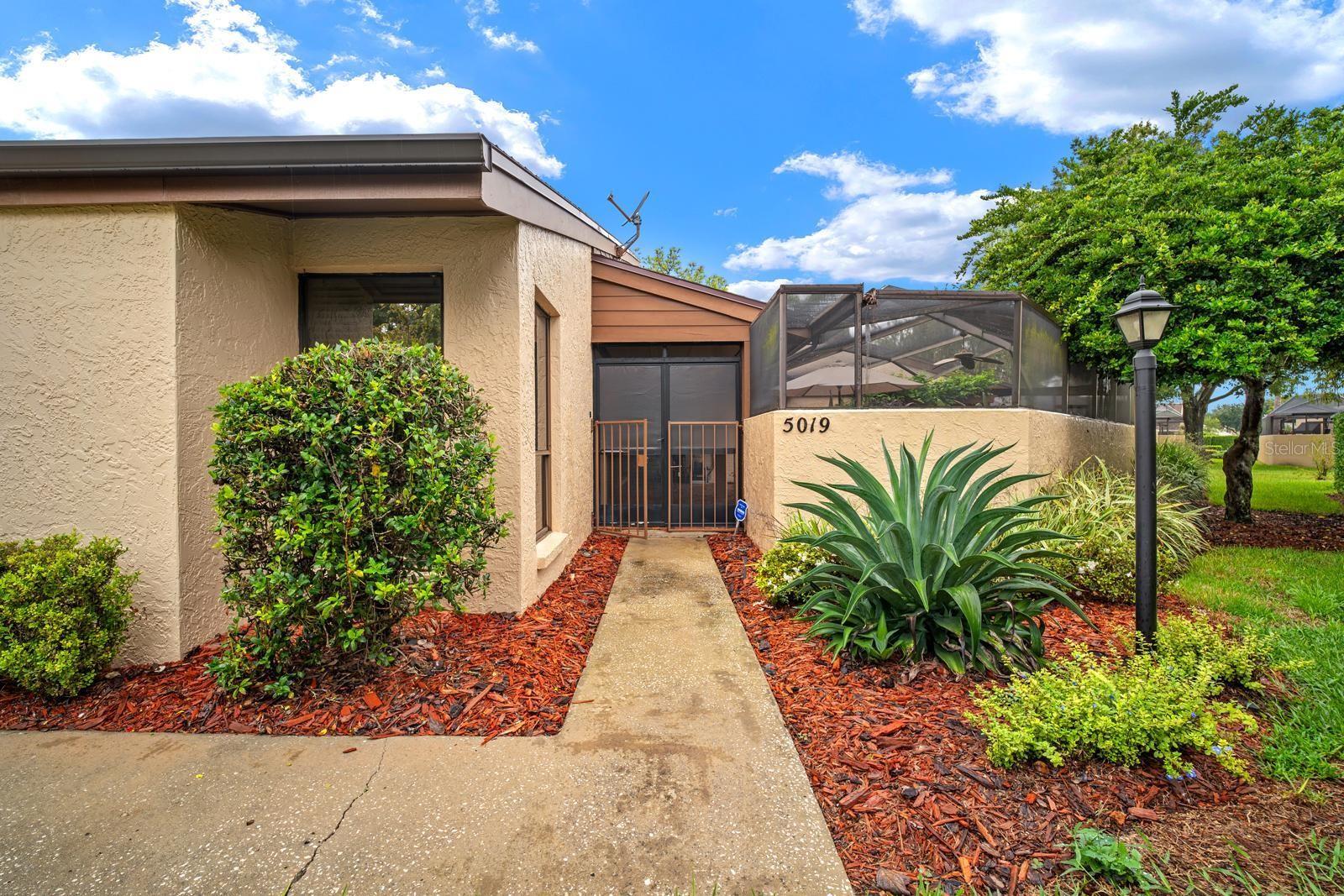 5019 UMBER WAY S — photo 2