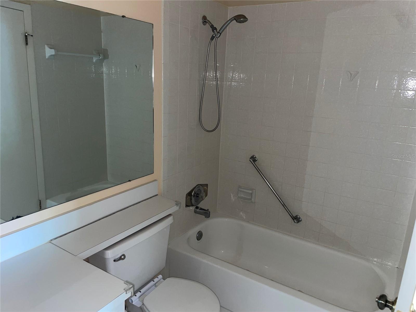 2642 PINE RIDGE WAY S #D1 — photo 22